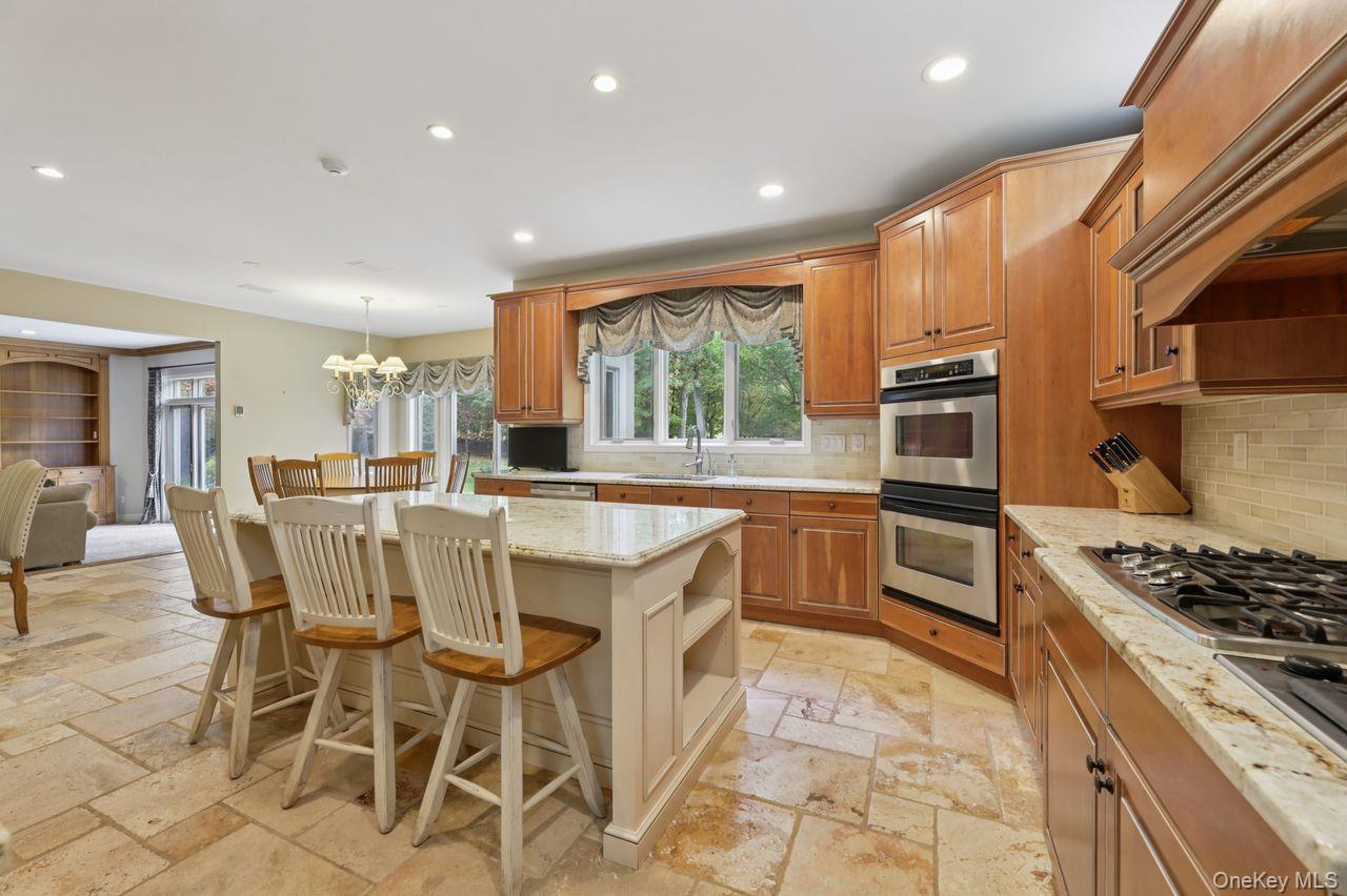 #6 photo, 39 Oxford Drive, Montebello , NY 10901