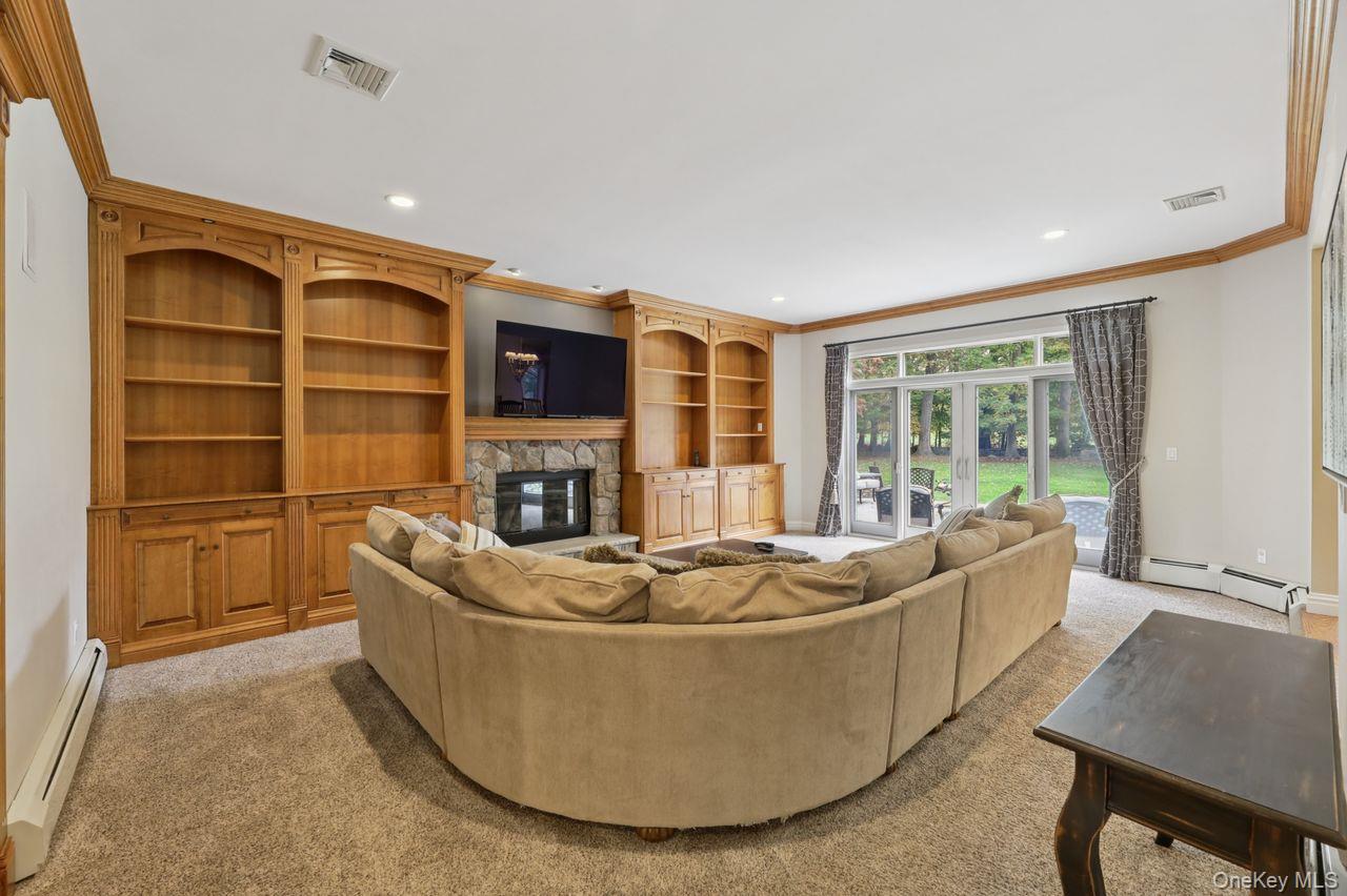 #9 photo, 39 Oxford Drive, Montebello , NY 10901