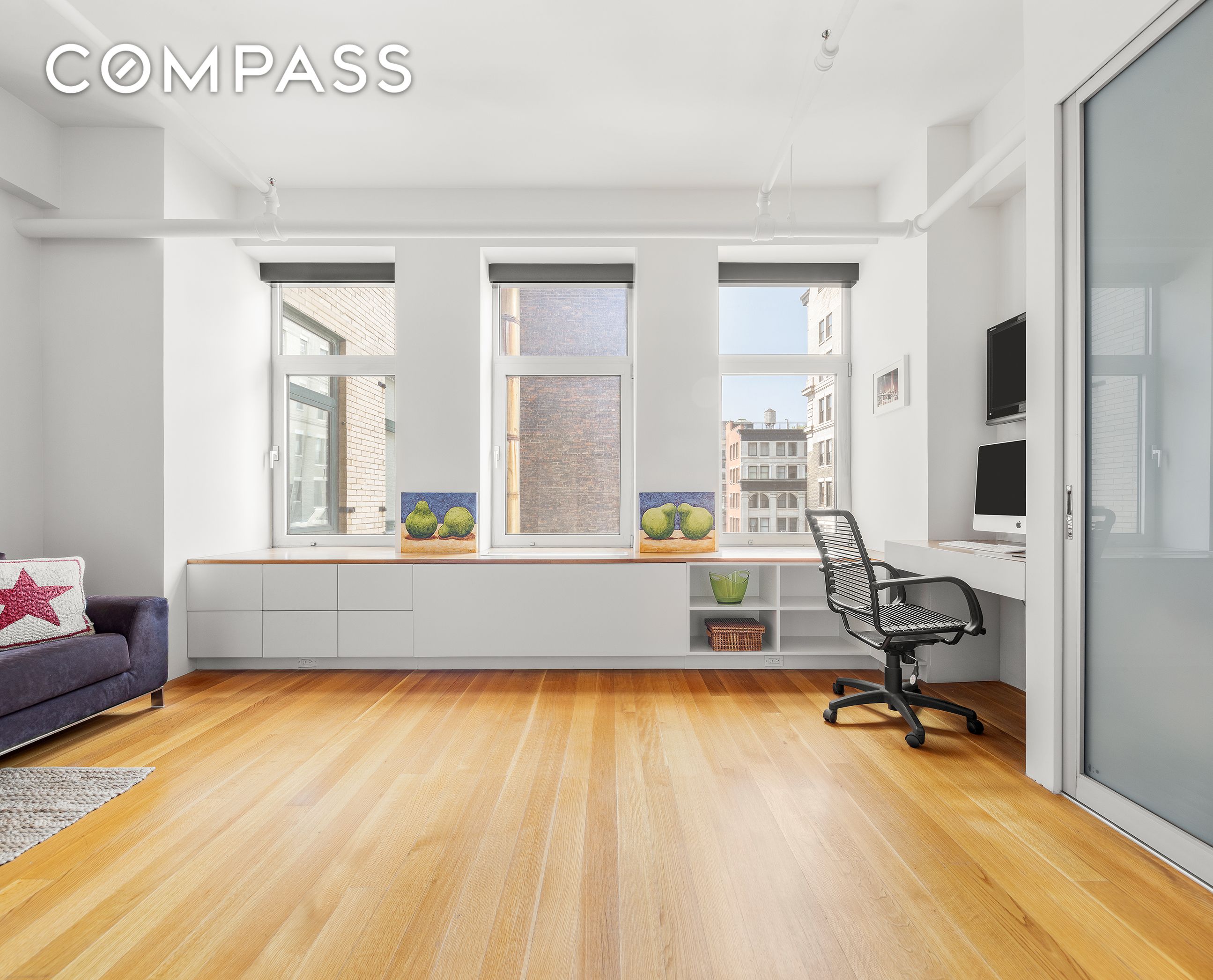 #4 photo, 14 E 4th Street, NoHo , NY 10012