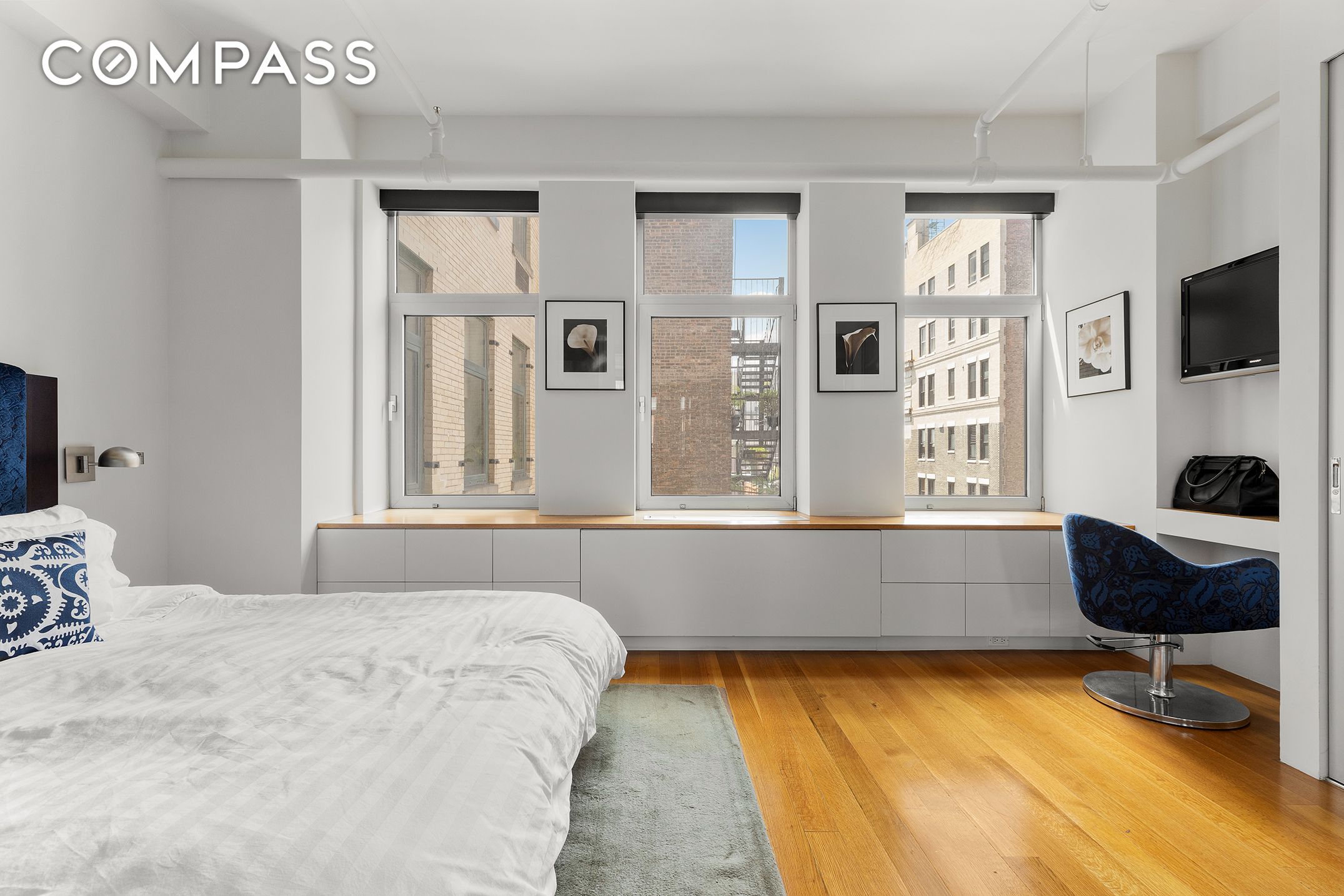 #8 photo, 14 E 4th Street, NoHo , NY 10012