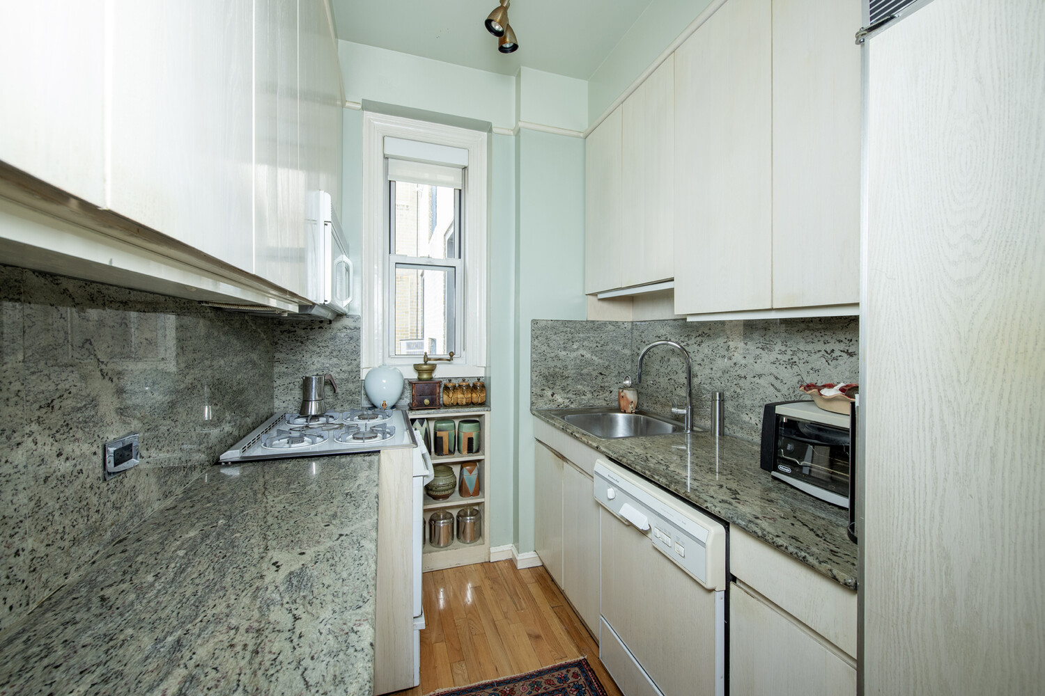 #4 photo, 969 PARK Avenue, Upper East Side , NY 10028