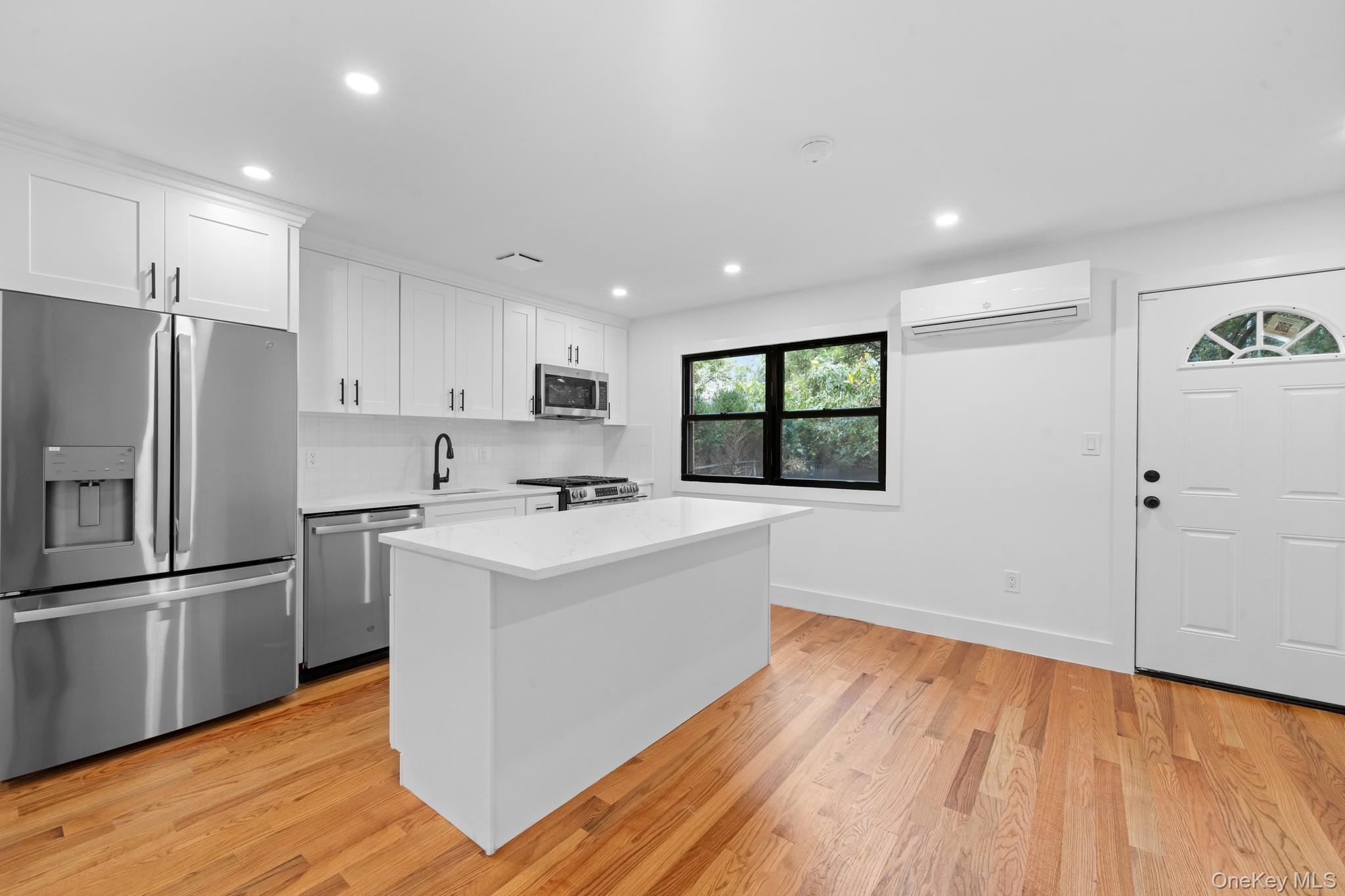 #2 photo, 671 Saratoga Avenue, Brooklyn , NY 11212