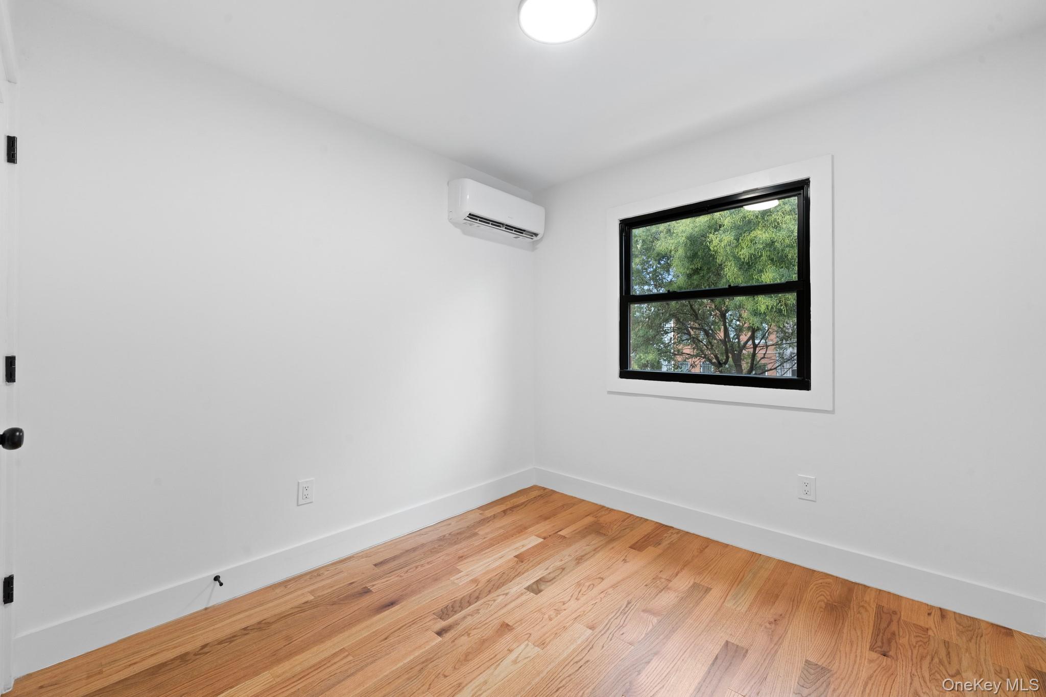 #8 photo, 671 Saratoga Avenue, Brooklyn , NY 11212