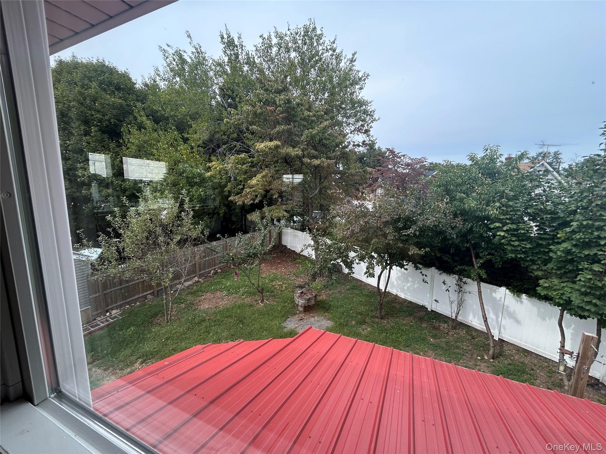 #18 photo, 140 E Marie Street, Hicksville , NY 11801