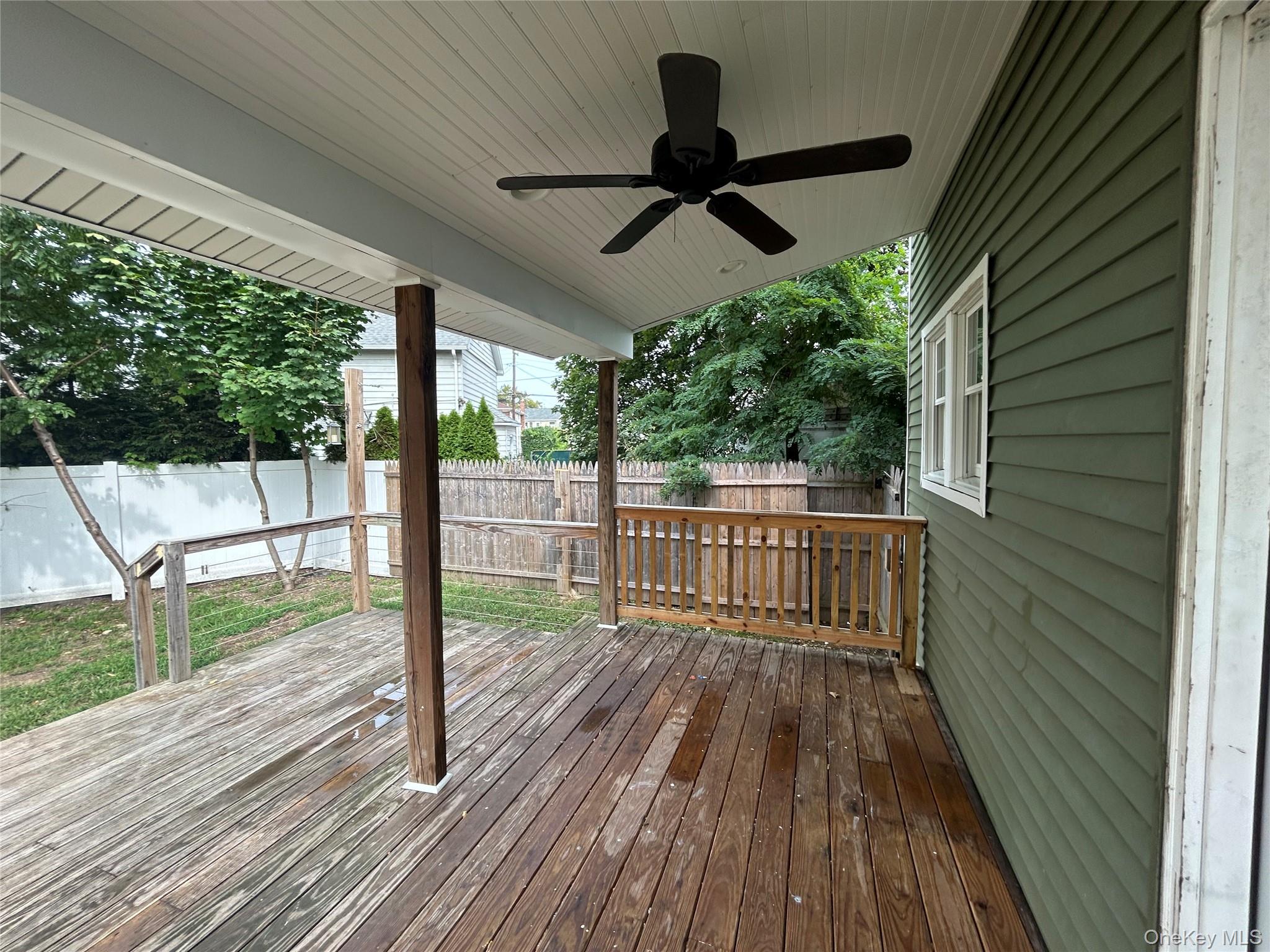 #19 photo, 140 E Marie Street, Hicksville , NY 11801