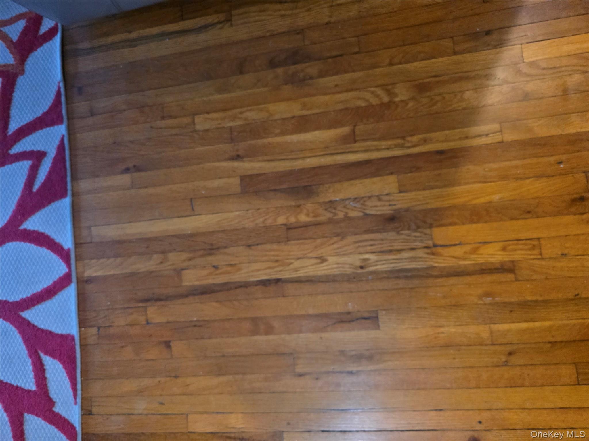 #10 photo, 4912 111 St, クイーンズ区 Corona , NY 11368