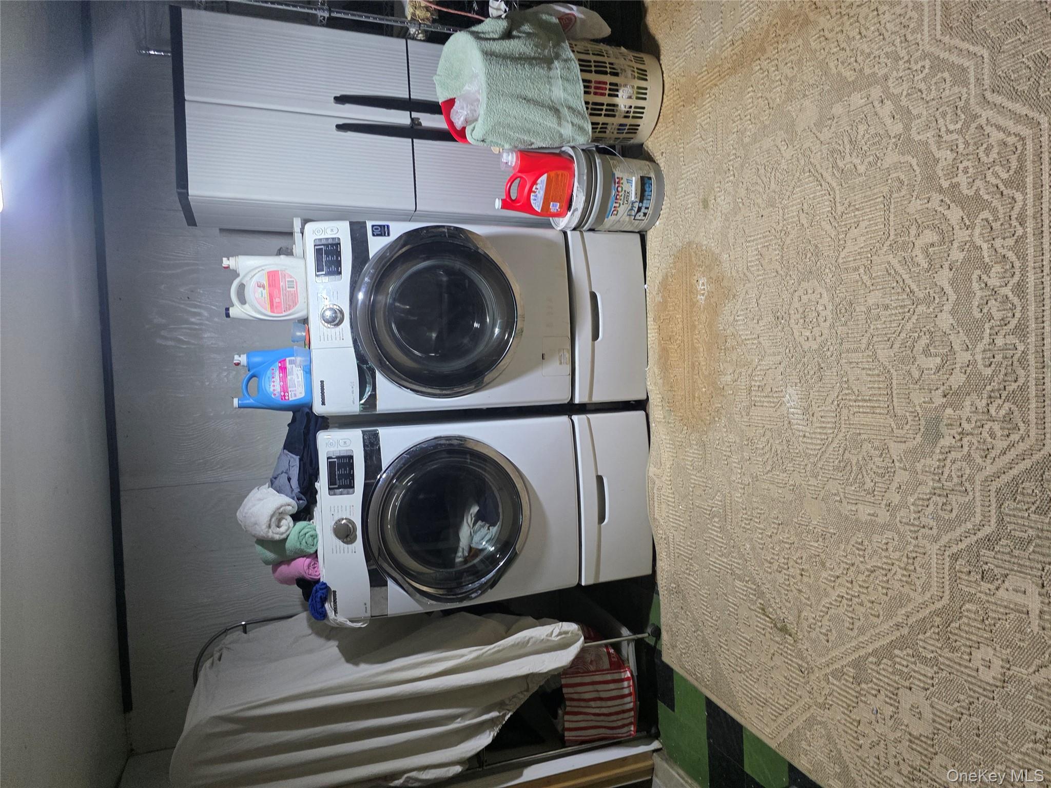 #14 photo, 4912 111 St, クイーンズ区 Corona , NY 11368