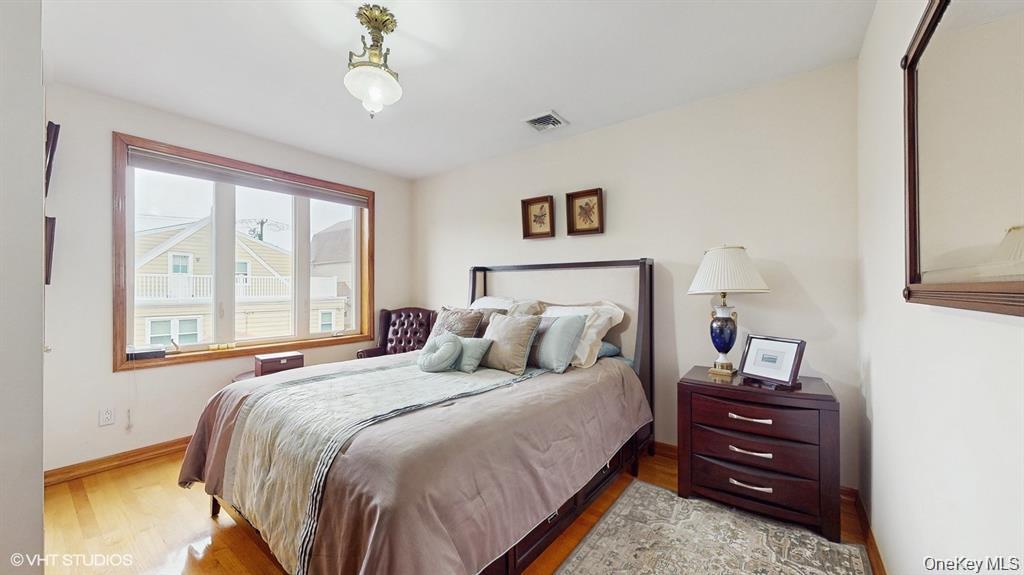 #17 photo, 64-13 72 St, Middle Village , NY 11379