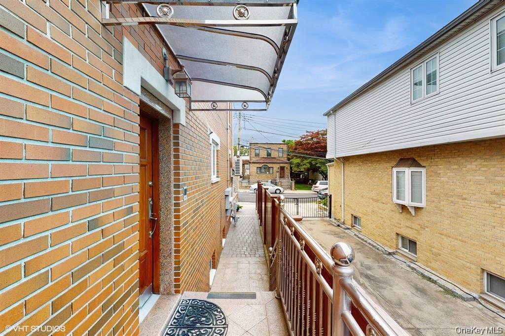 #20 photo, 64-13 72 St, Middle Village , NY 11379