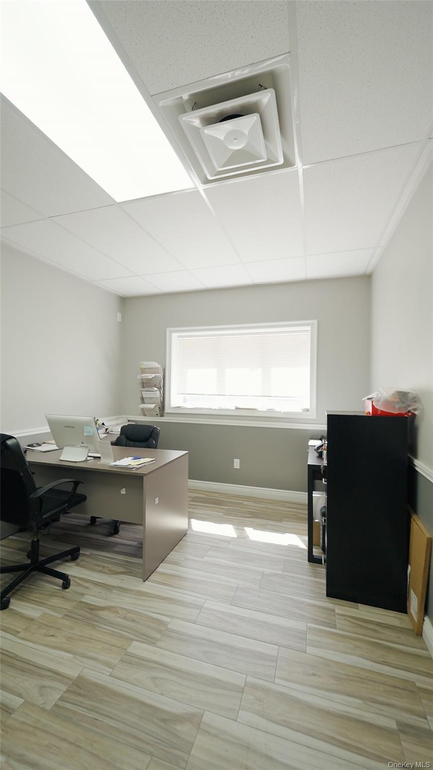 #7 photo, 10 Jerusalem Avenue, ナッソー郡 Hempstead , NY 11550