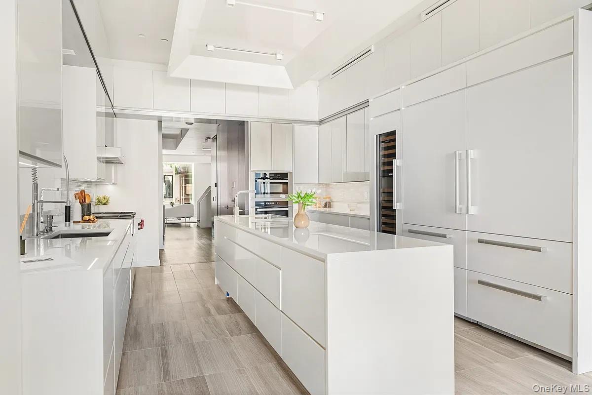 #10 photo, 135 E 38th Street, New York (Manhattan) , NY 10016