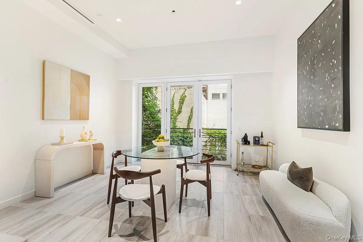 #12 photo, 135 E 38th Street, New York (Manhattan) , NY 10016