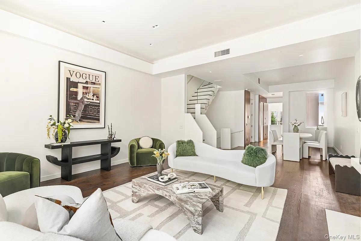 #5 photo, 135 E 38th Street, New York (Manhattan) , NY 10016