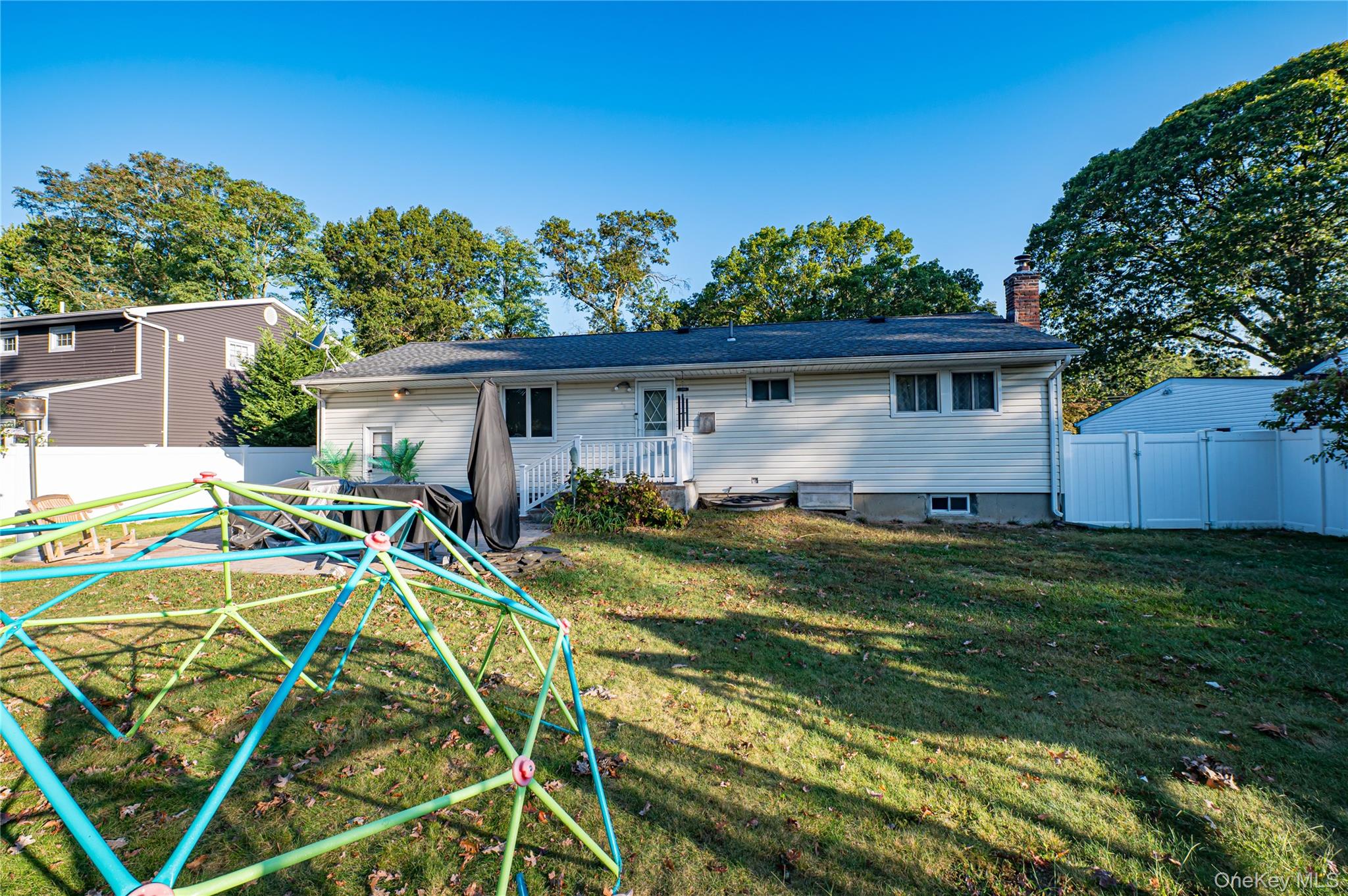 #10 photo, 118 West 6th Street West 6th Street, West Islip , NY 11795