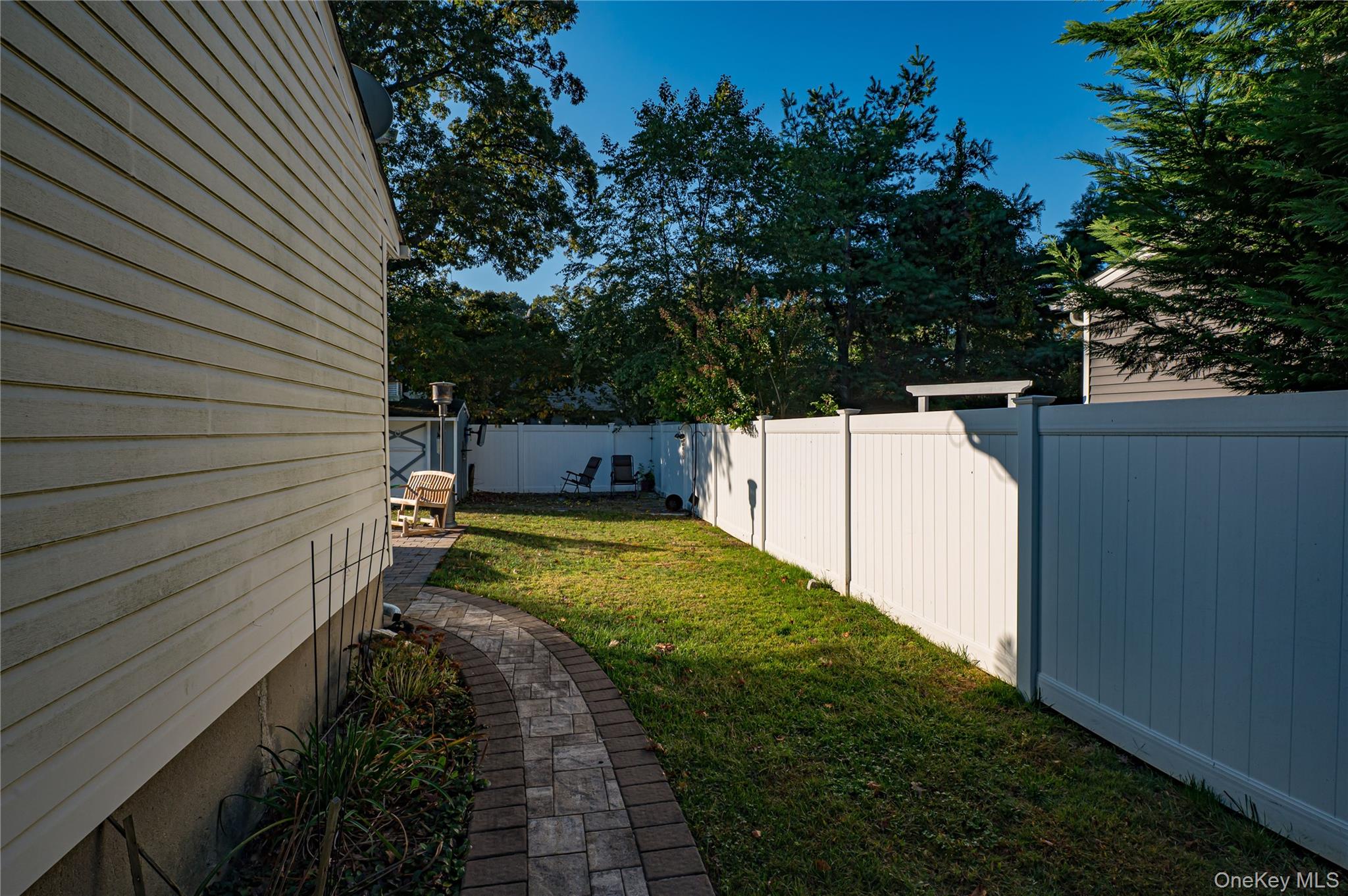 #12 photo, 118 West 6th Street West 6th Street, West Islip , NY 11795