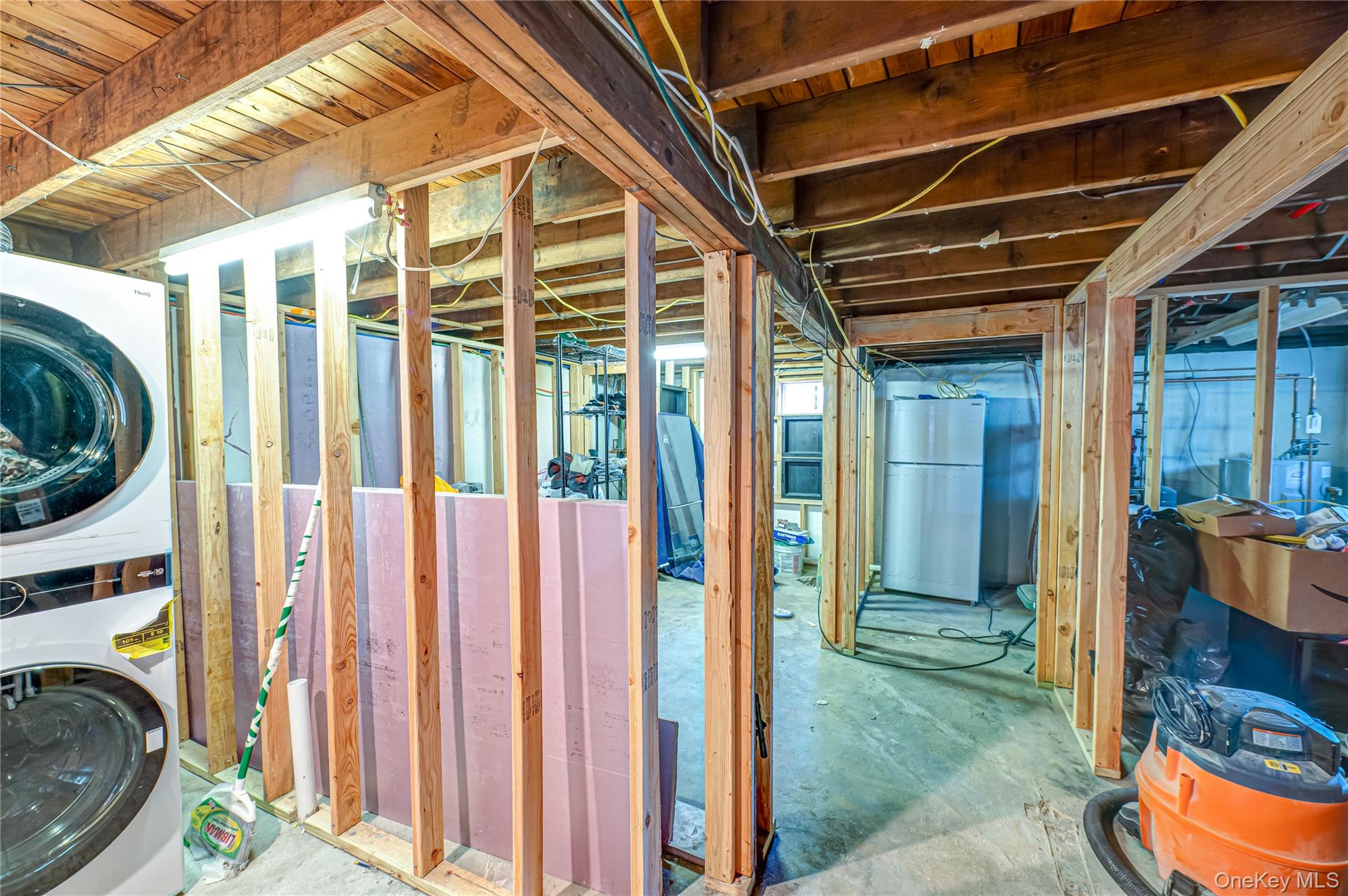 #14 photo, 118 West 6th Street West 6th Street, West Islip , NY 11795