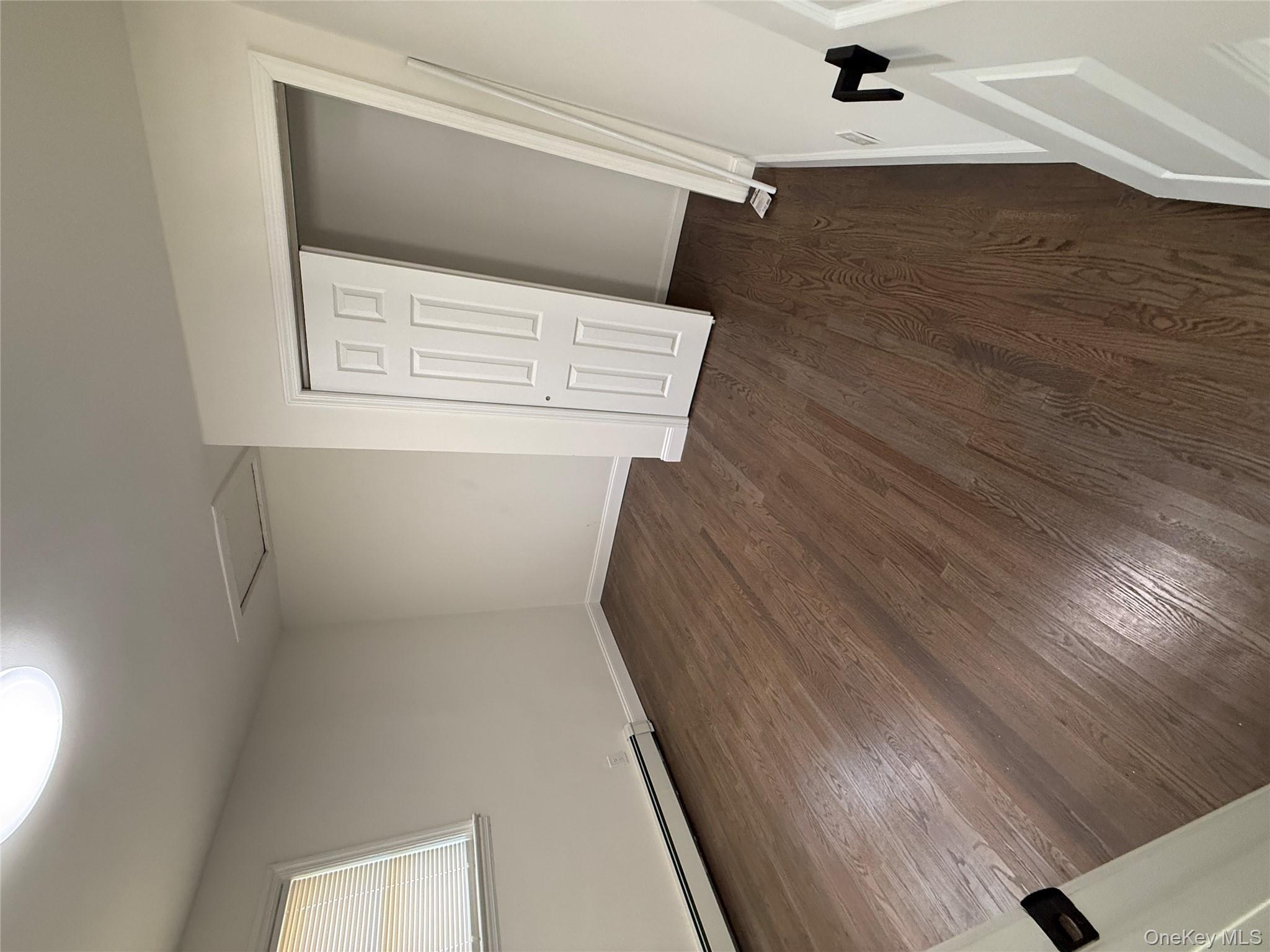 #7 photo, 455 Clayton Street, サフォーク郡 Central Islip , NY 11722