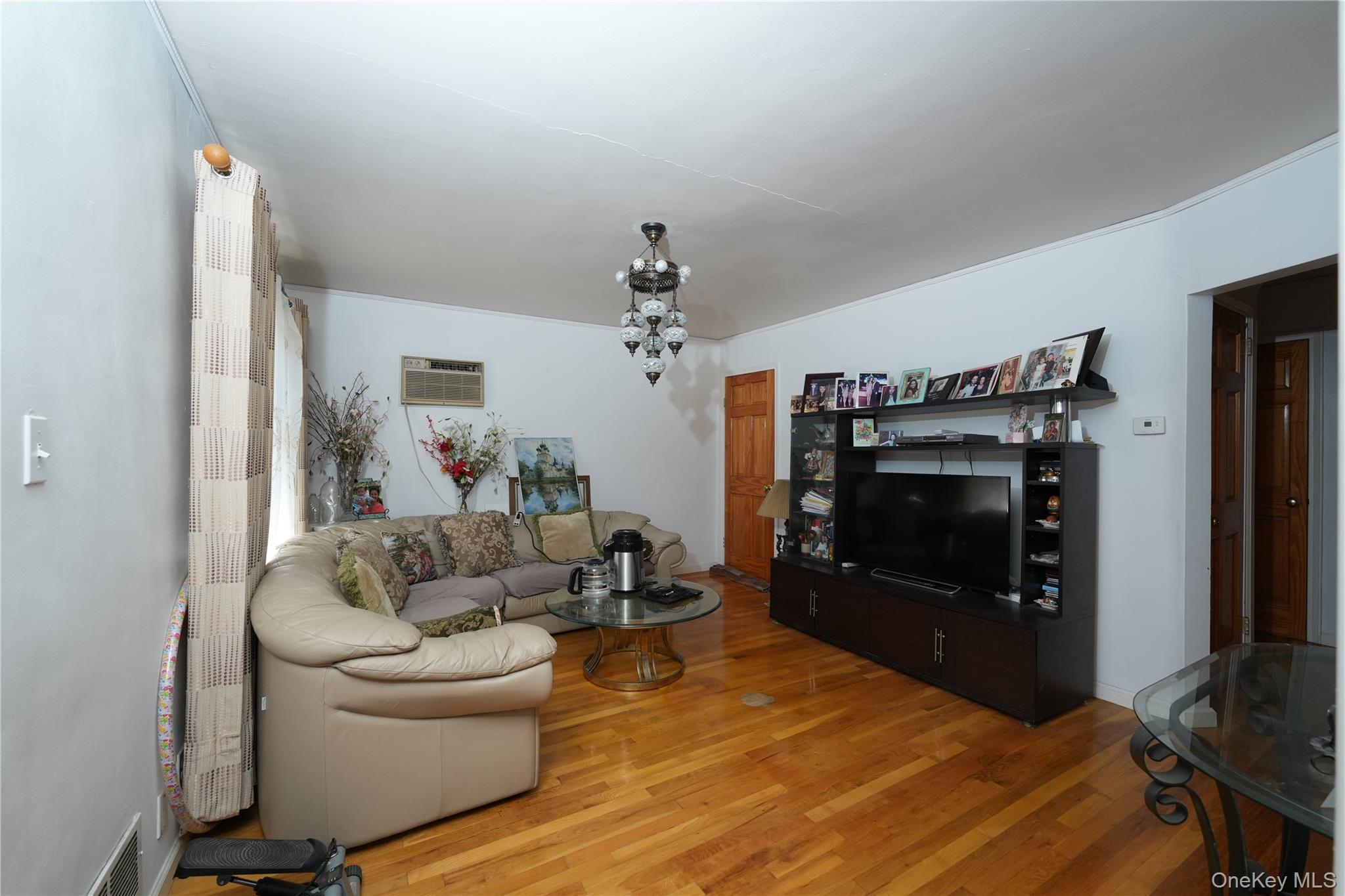 #3 photo, 368 Merrifield Avenue, Oceanside , NY 11572