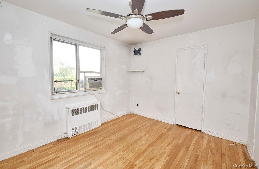 #11 photo, 229-20 Hillside Avenue, Queens Village , NY 11427