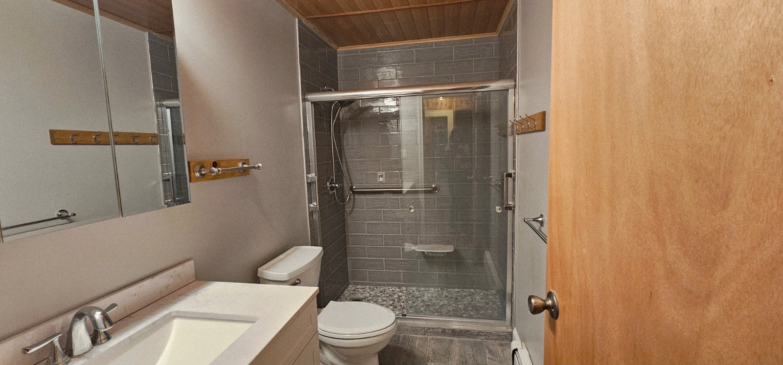 #11 photo, 50 N. Trainor Ave, サフォーク郡 Manorville , NY 11949