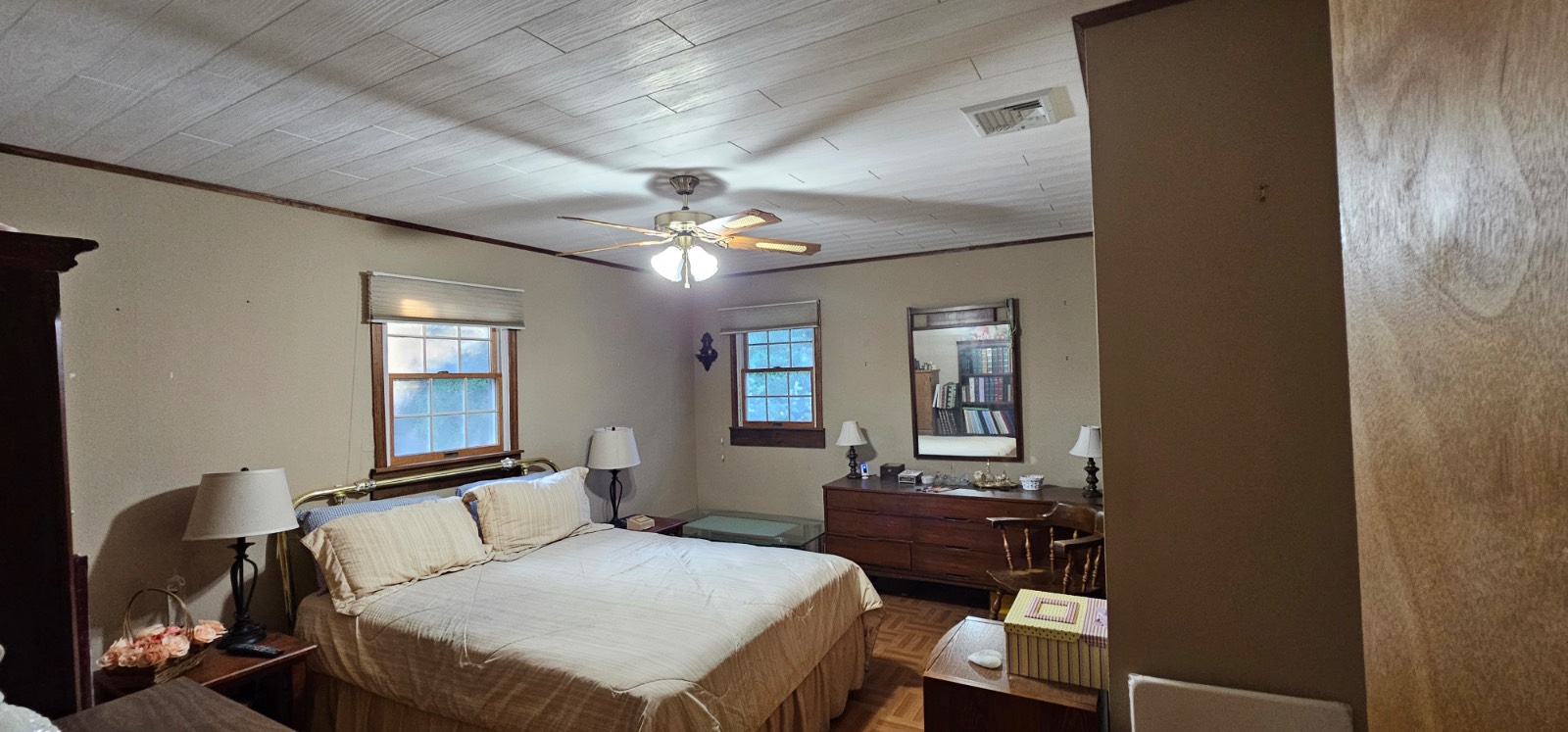 #12 photo, 50 N. Trainor Ave, サフォーク郡 Manorville , NY 11949