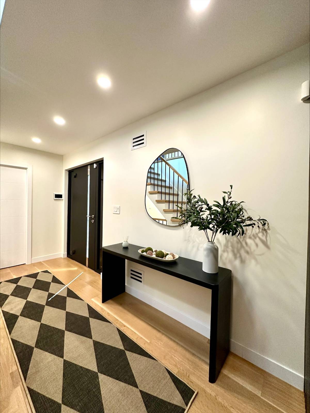 #16 photo, 33 Gower St, スタテンアイランド Staten Island , NY 10314