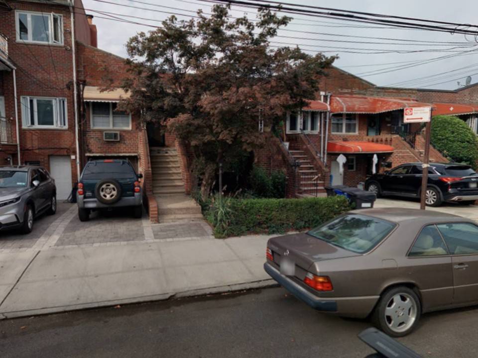 #1 photo, 1124 East 100th Street, Canarsie , NY 11236