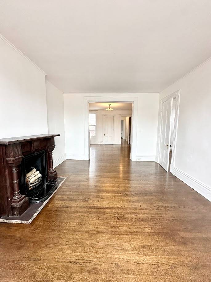 #7 photo, 108 4th Street, #Floor 3, Troy , NY 12180