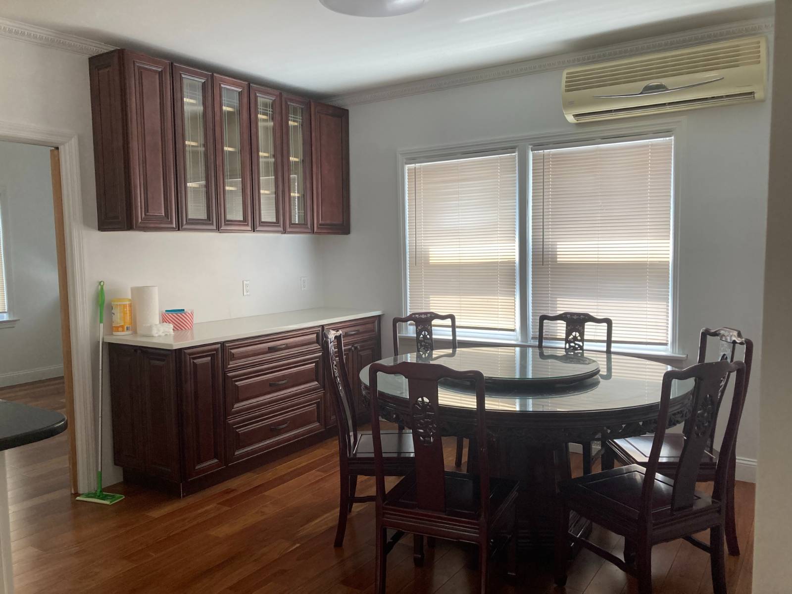 #4 photo, 50-44  213 street, Bayside , NY 11364