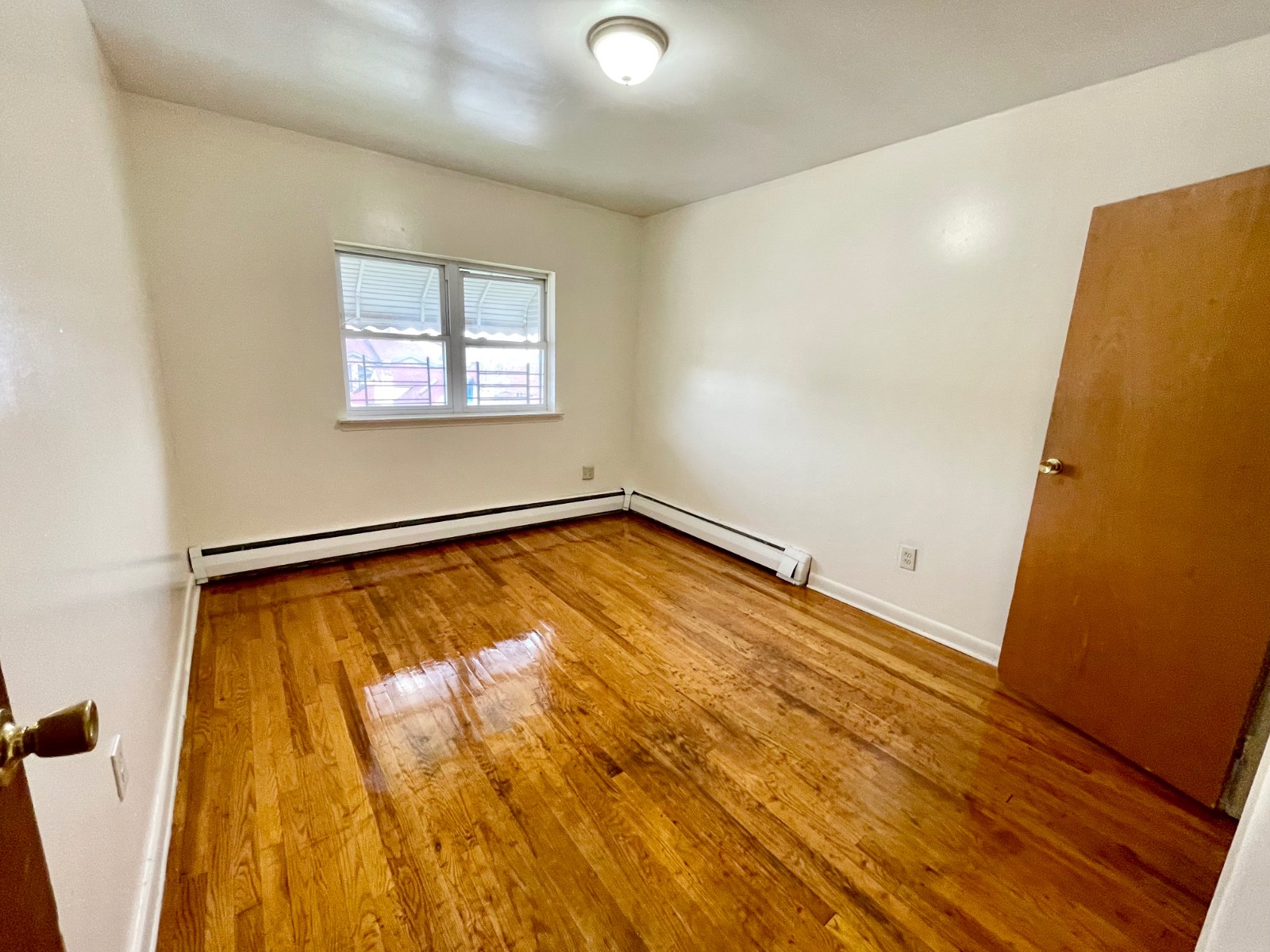 #10 photo, 2916 Gunther Avenue, East Bronx , NY 10469