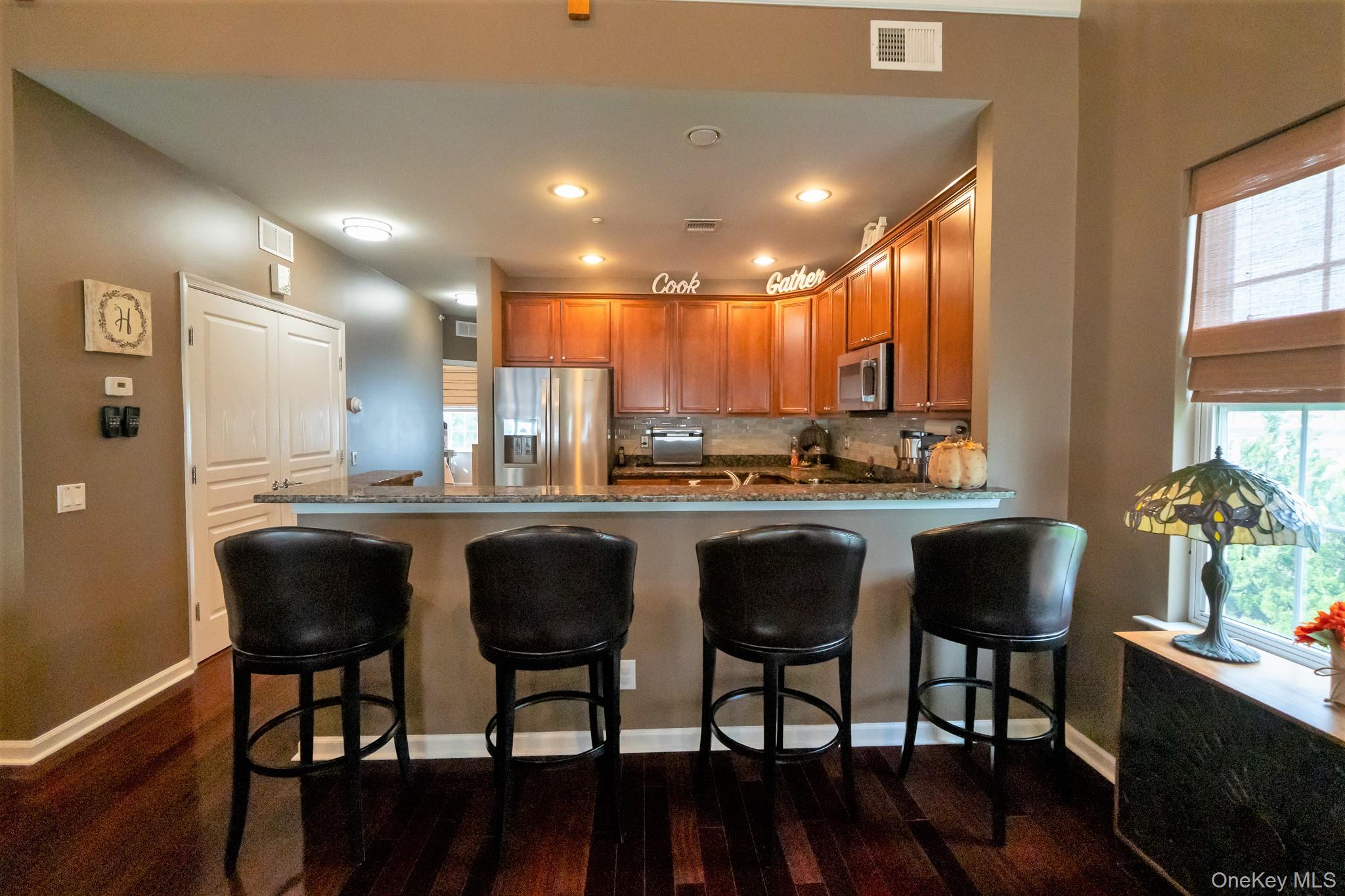 #6 photo, 24 Strangford Court, ナッソー郡 Oceanside , NY 11572