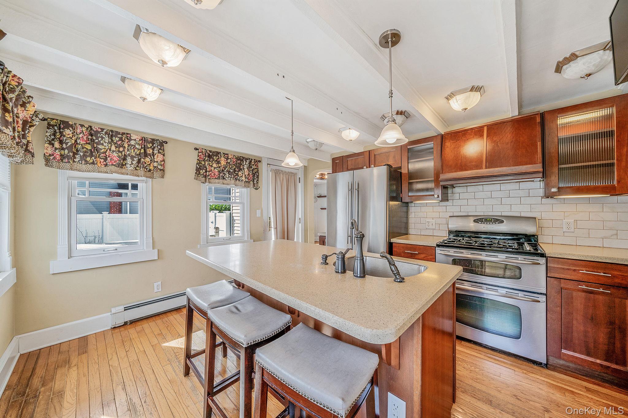 #12 photo, 219 North Ocean Avenue, Patchogue , NY 11772