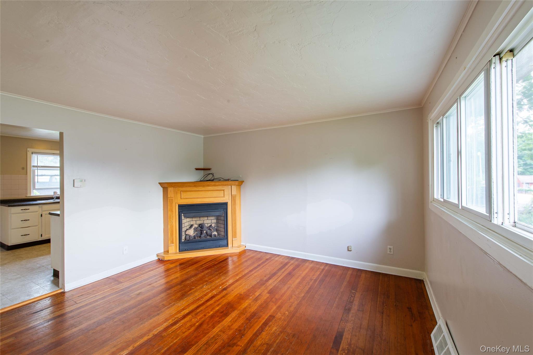 #8 photo, 171 Rockwell Avenue, Middletown , NY 10940