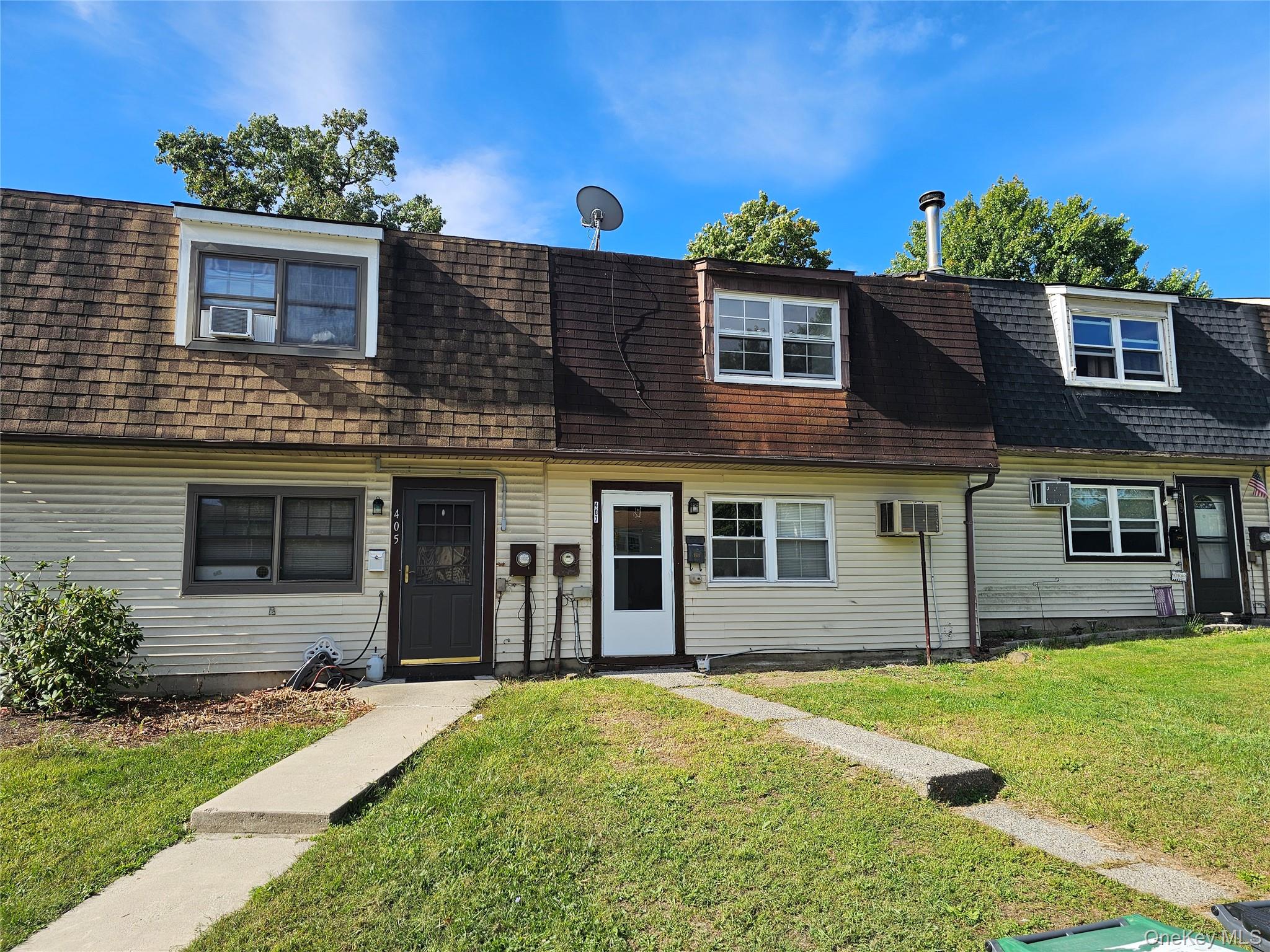 #1 photo, 407 Saracino Drive, Maybrook , NY 12543