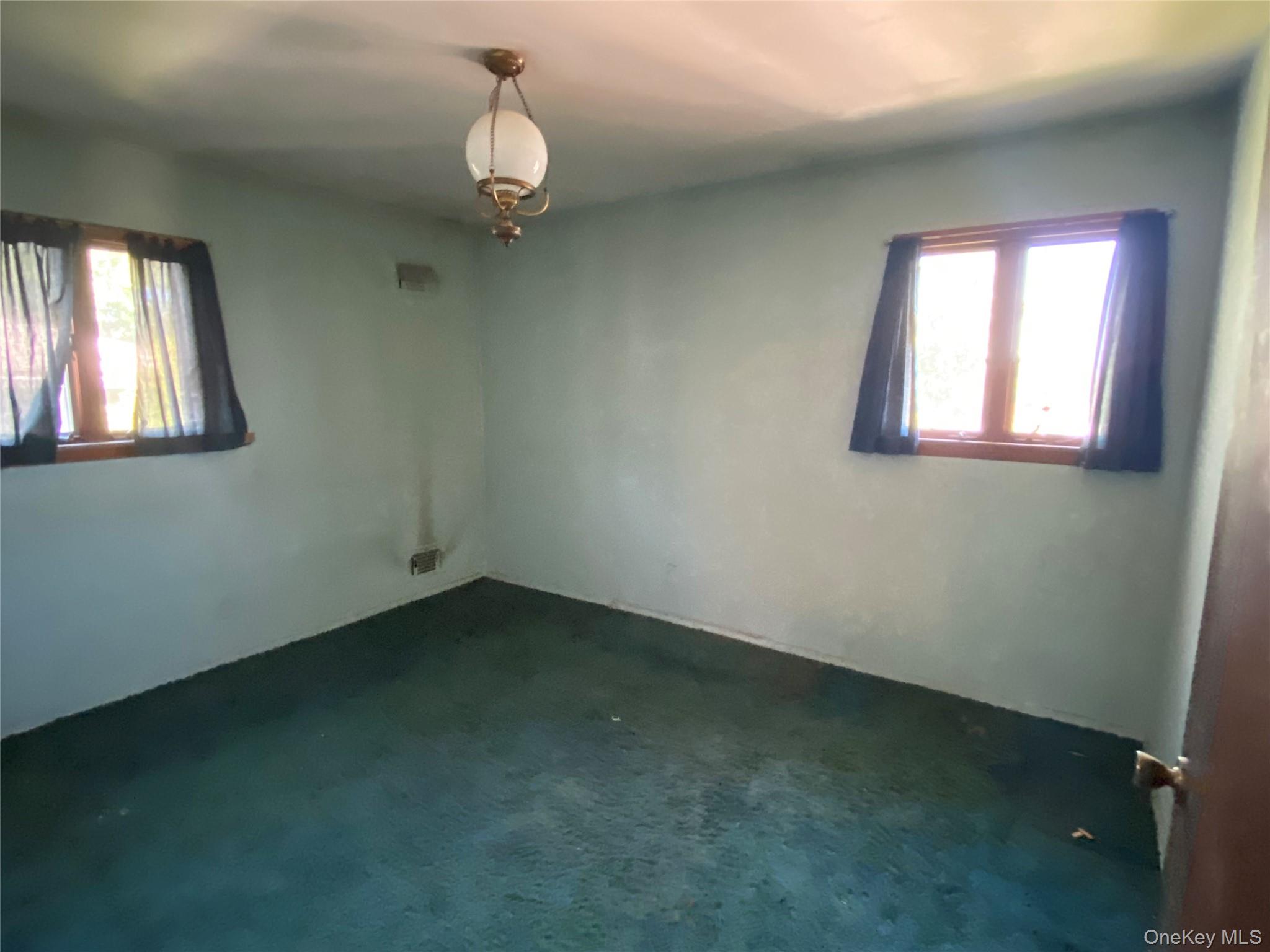 #14 photo, 4 Gerri Lane, Yonkers , NY 10703