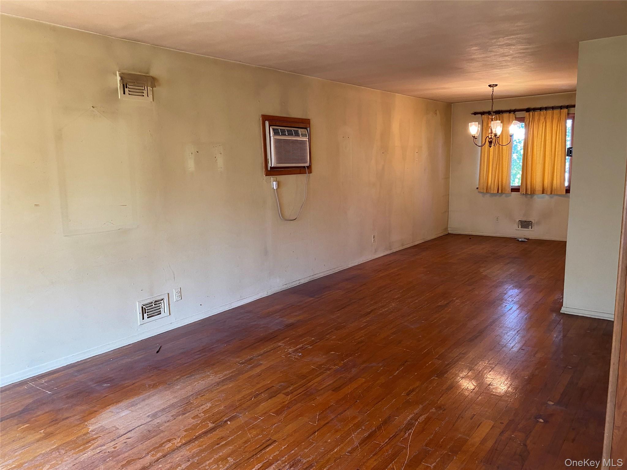 #4 photo, 4 Gerri Lane, Yonkers , NY 10703