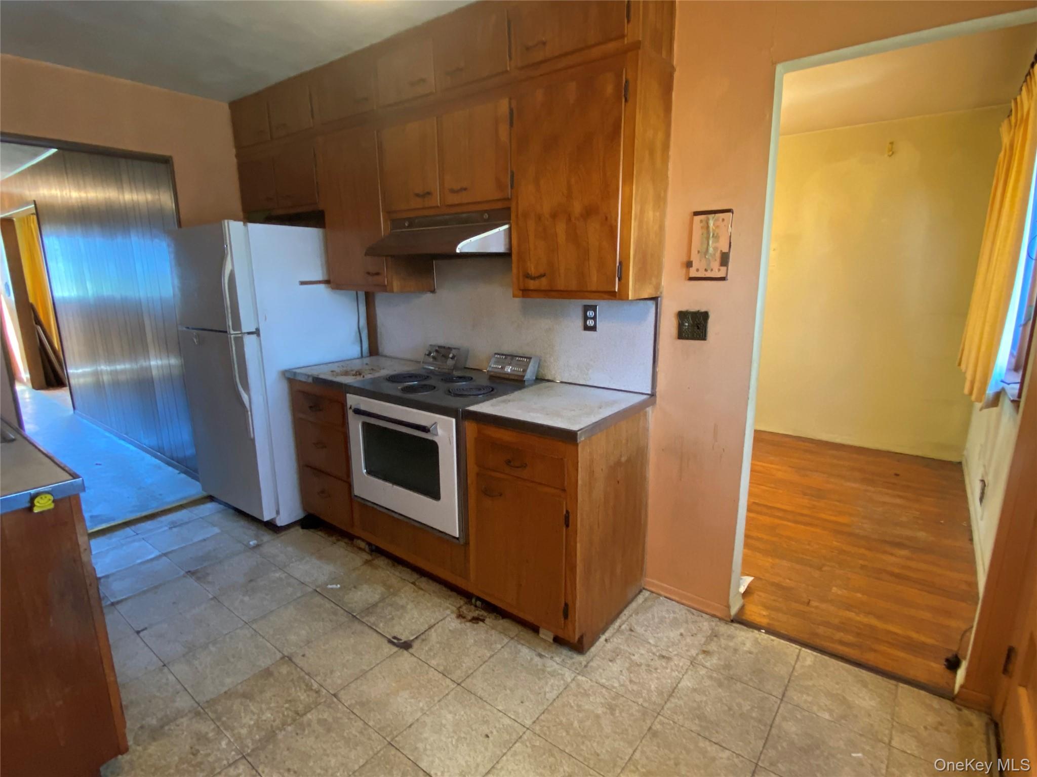 #9 photo, 4 Gerri Lane, Yonkers , NY 10703