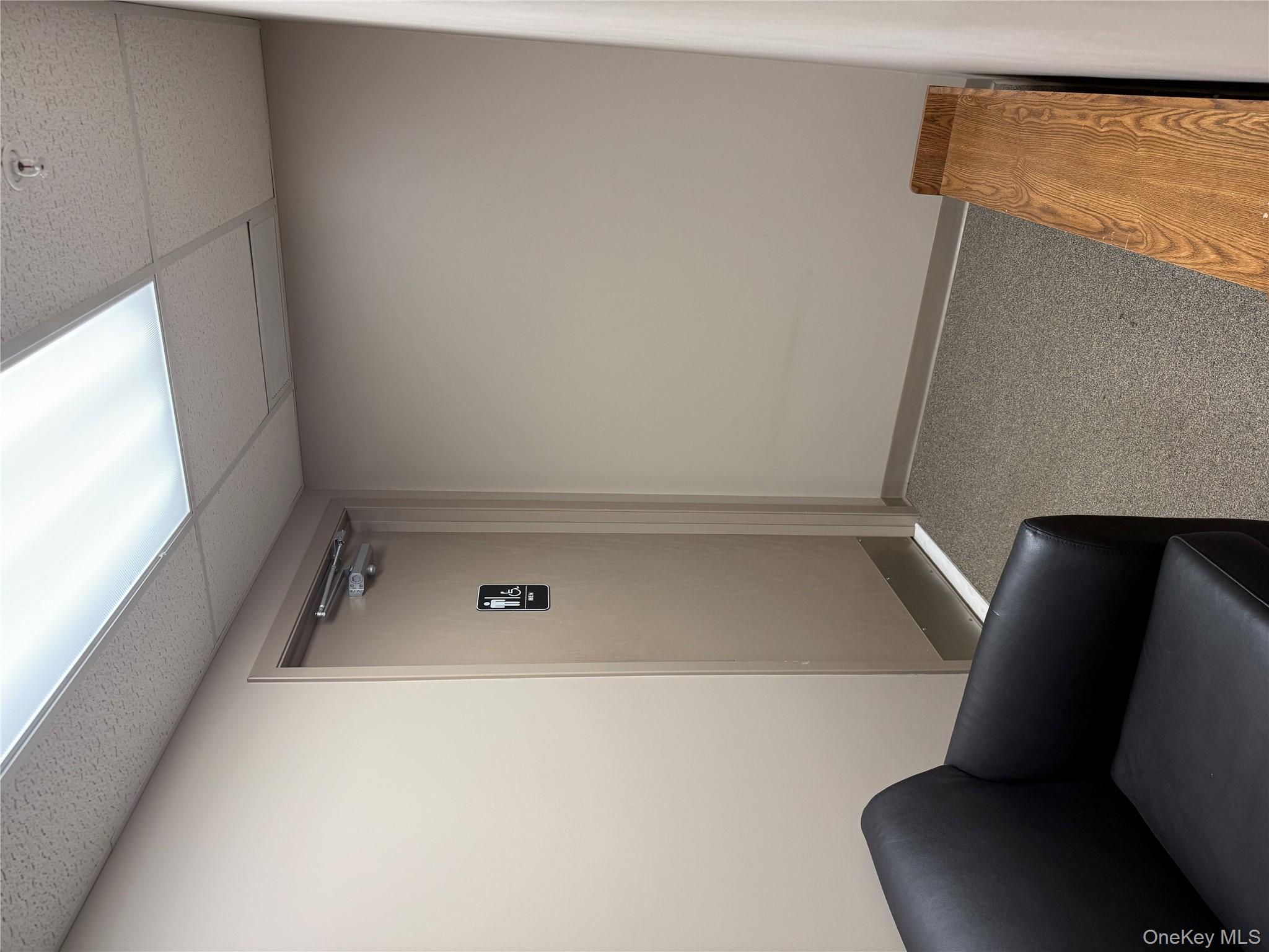 #4 photo, 37 Ramland Road, Orangeburg , NY 10962