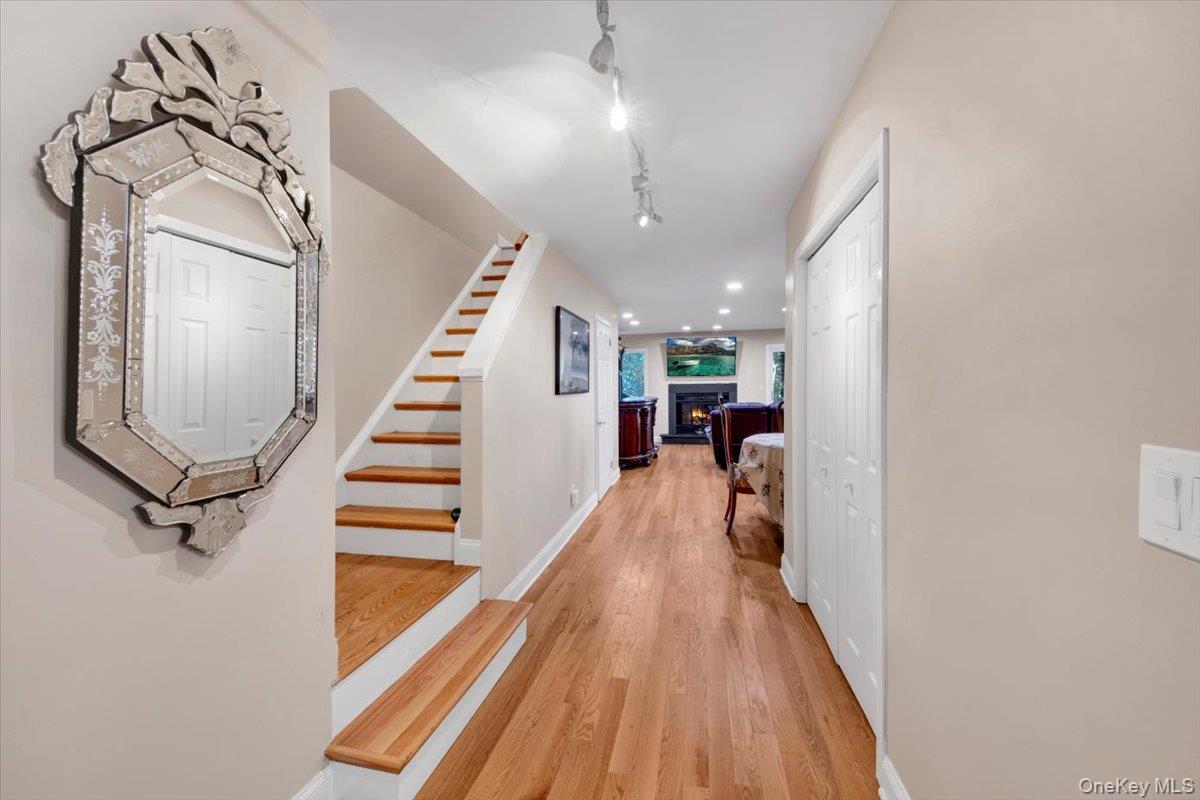 #2 photo, 10 Ironwood Drive, Highland Mills , NY 10930