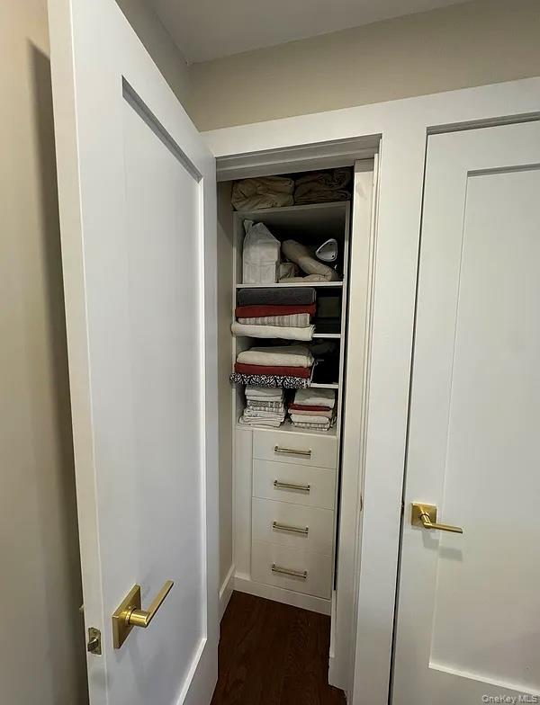 #14 photo, 20-19 utopia pkwy, クイーンズ区 Whitestone , NY 11357