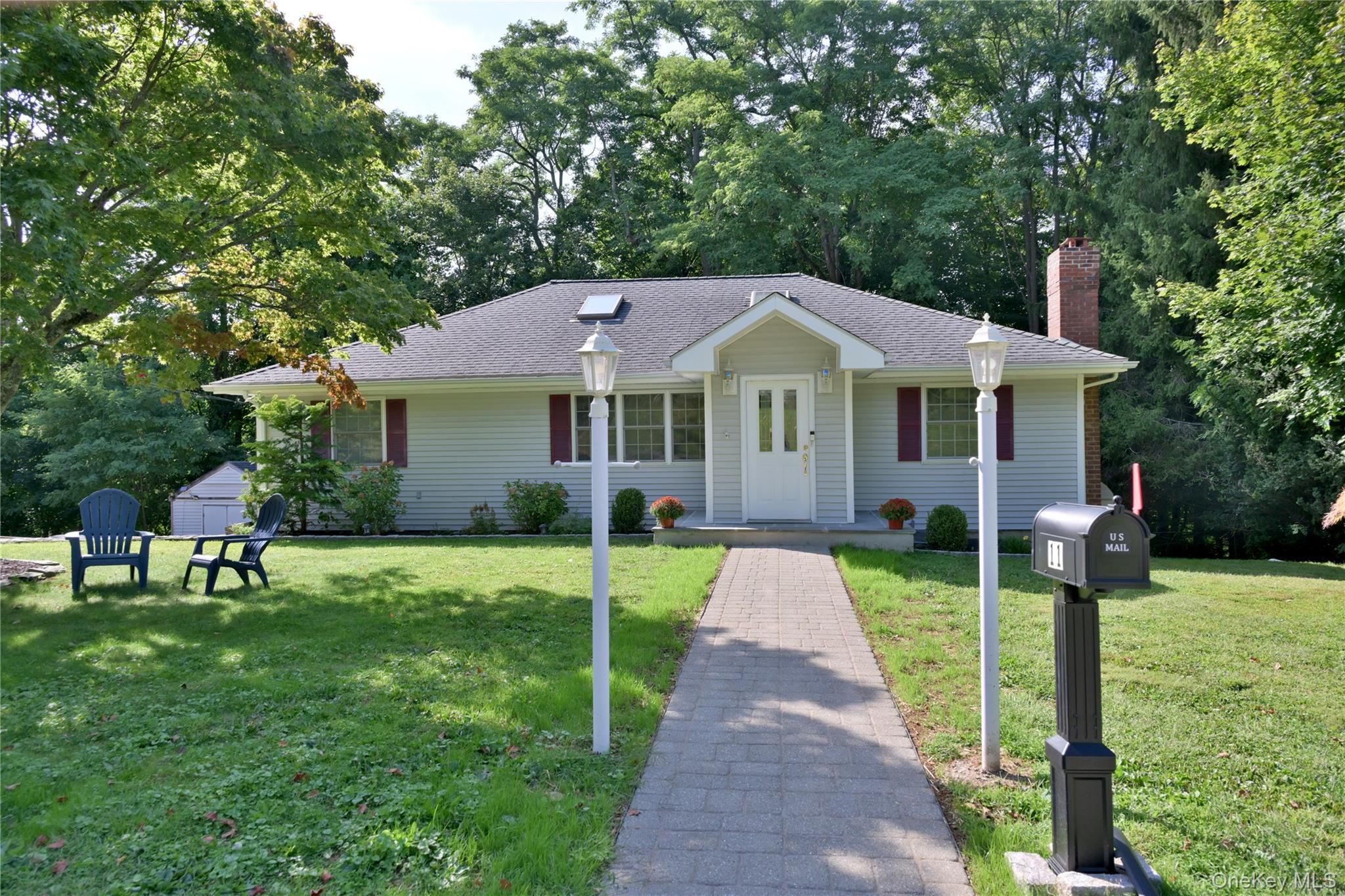 #1 photo, 11 Lakeview Terrace, Mahopac , NY 10541