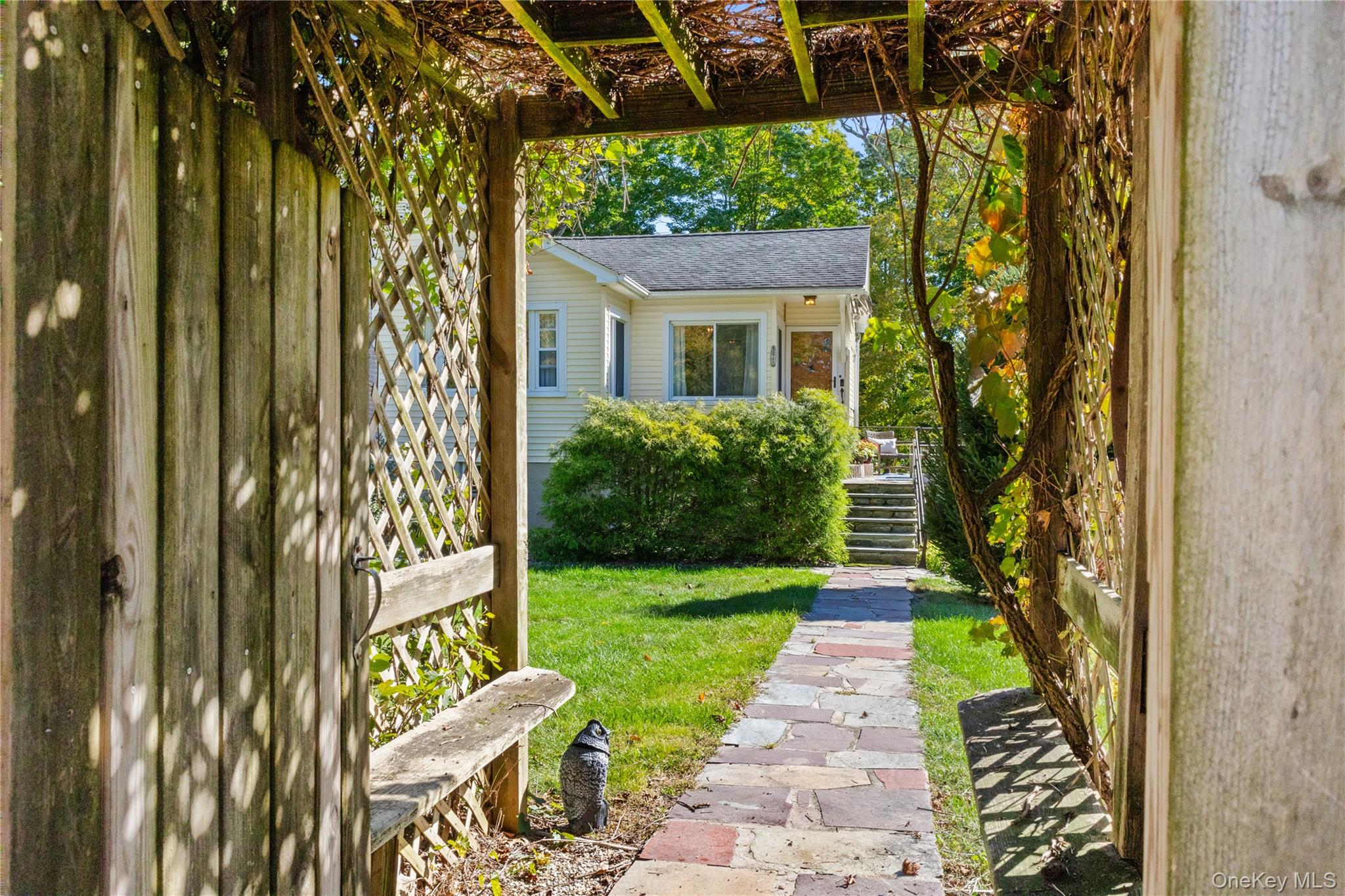 #2 photo, 1645 Amazon Road, Mohegan Lake , NY 10547