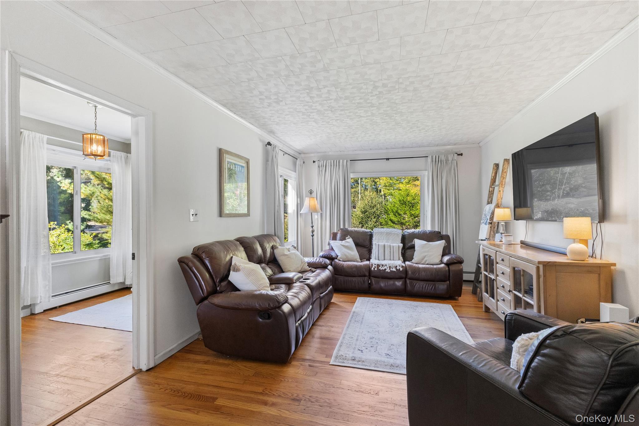 #8 photo, 1645 Amazon Road, Mohegan Lake , NY 10547