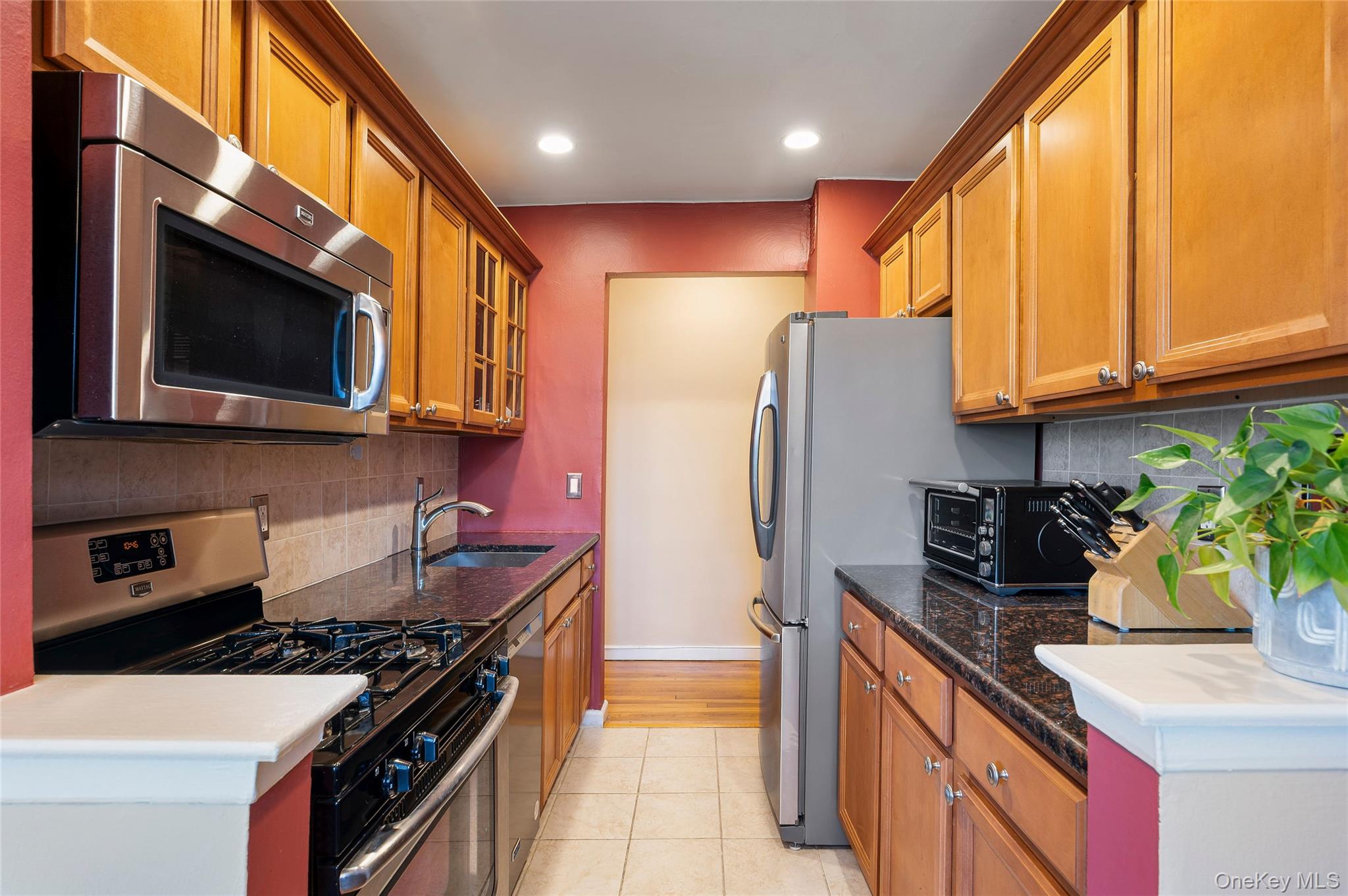 #7 photo, 119 E Hartsdale Avenue, Hartsdale , NY 10530