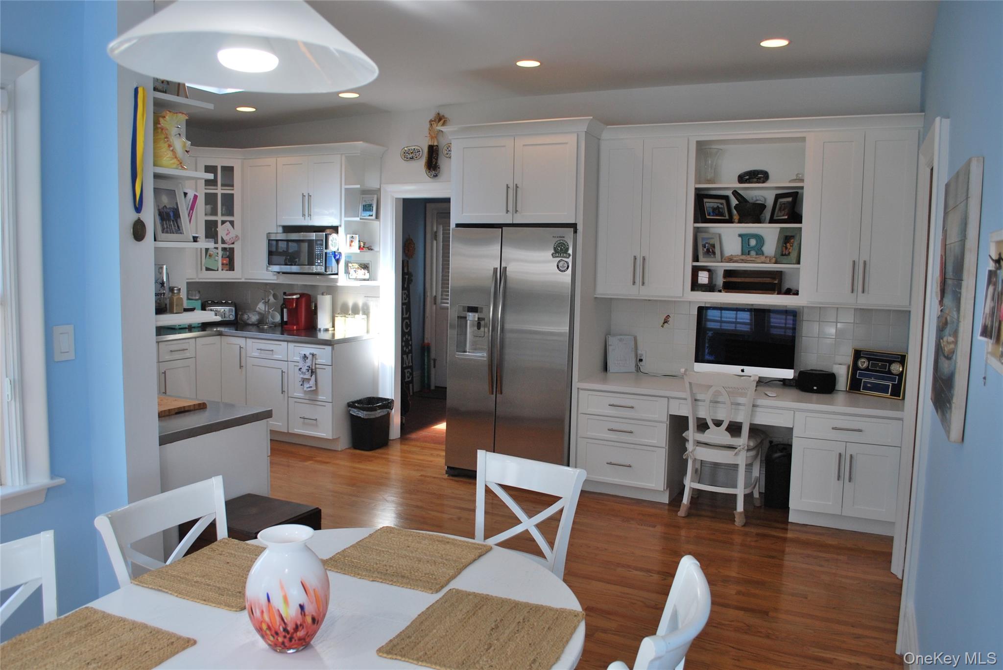 #6 photo, 297 Clocks Boulevard, Massapequa , NY 11758