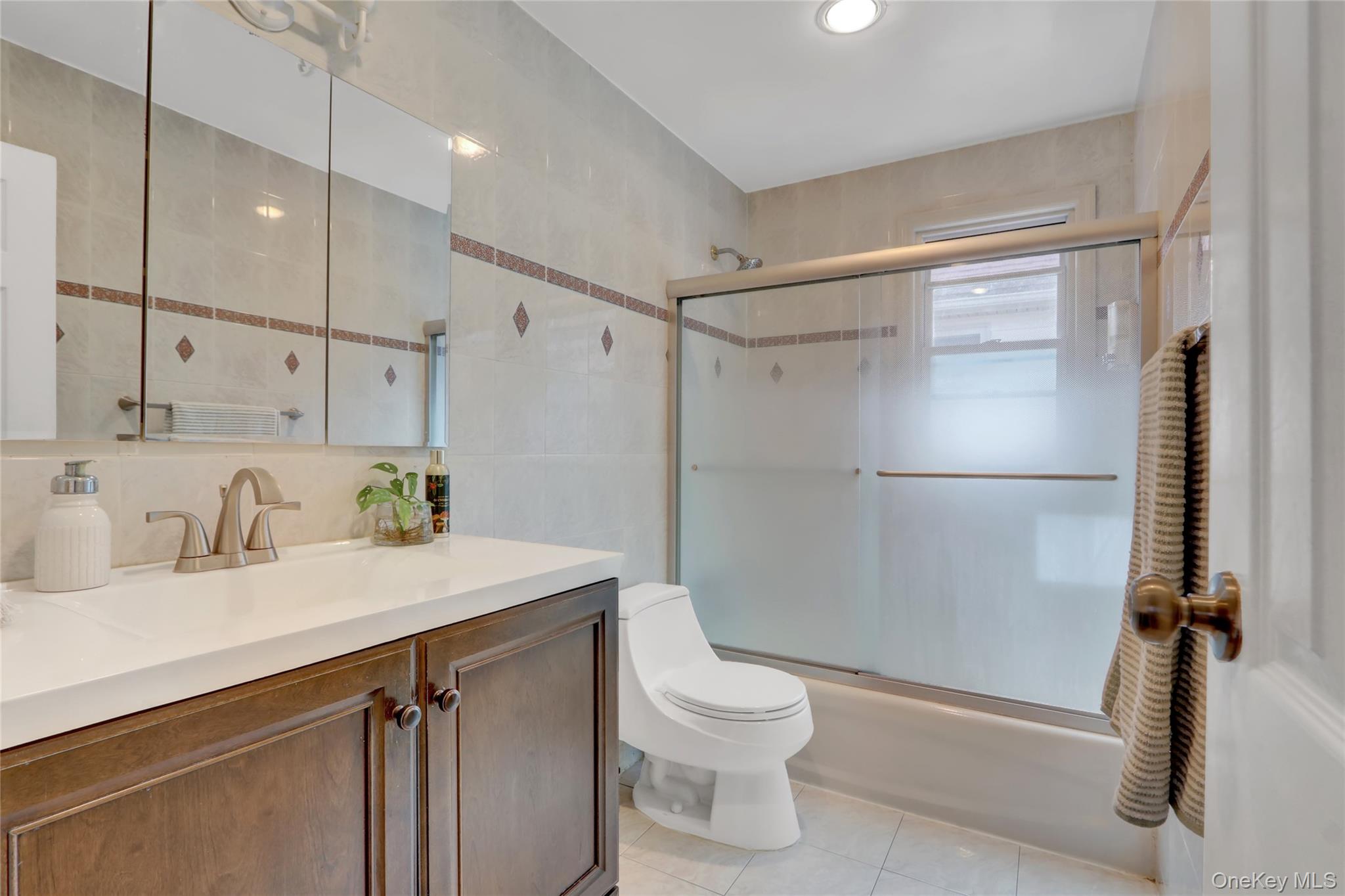 #10 photo, 58-15 134th Street, Flushing , NY 11355