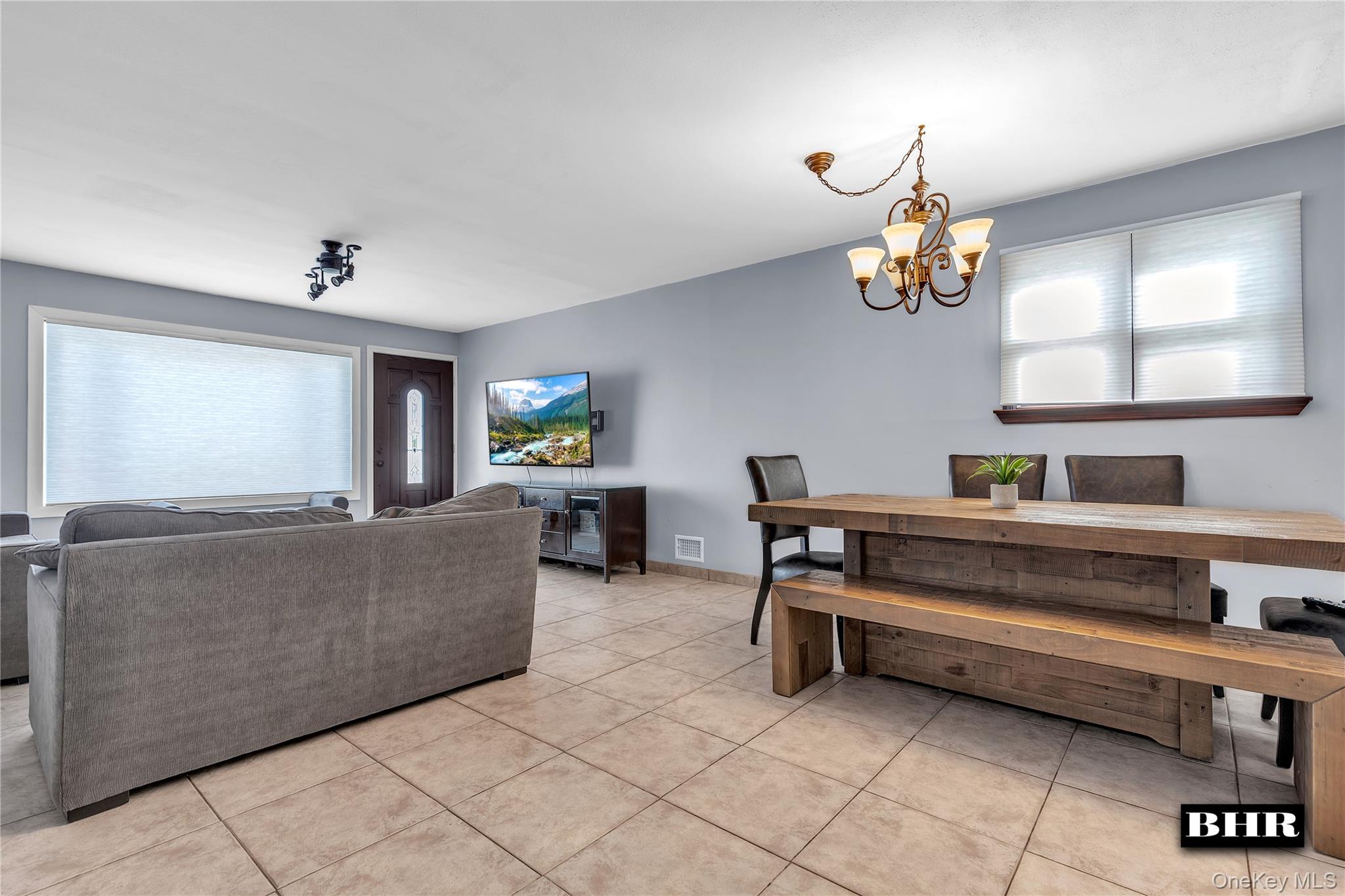 #12 photo, 6 Mulberry Avenue, Staten Island , NY 10314