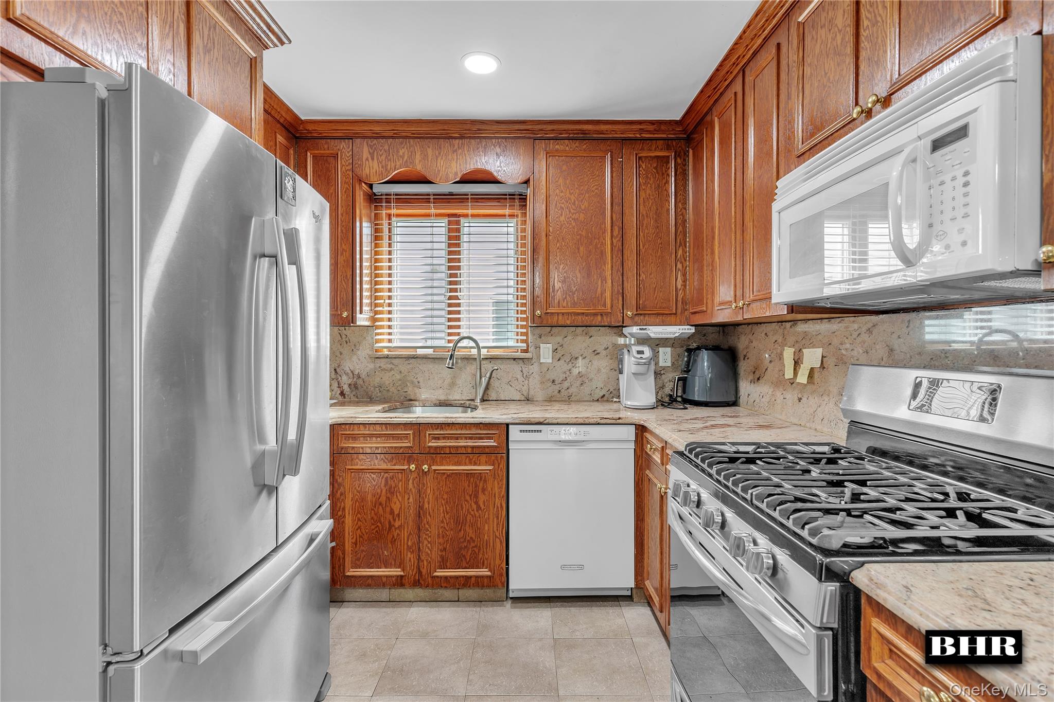 #6 photo, 6 Mulberry Avenue, Staten Island , NY 10314