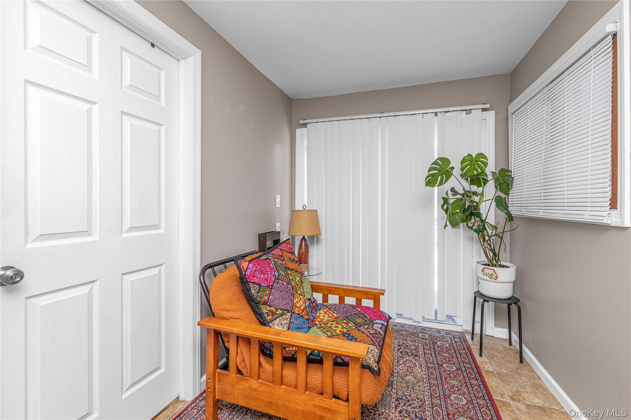 #10 photo, 80 Rosalie Court, ナッソー郡 East Meadow , NY 11554