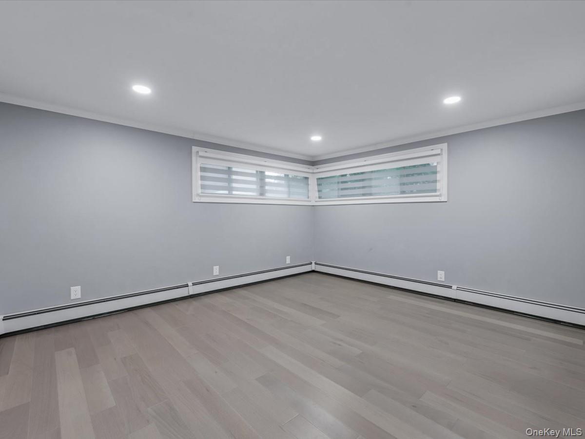 #17 photo, 19 Ridge Drive, Roslyn , NY 11576